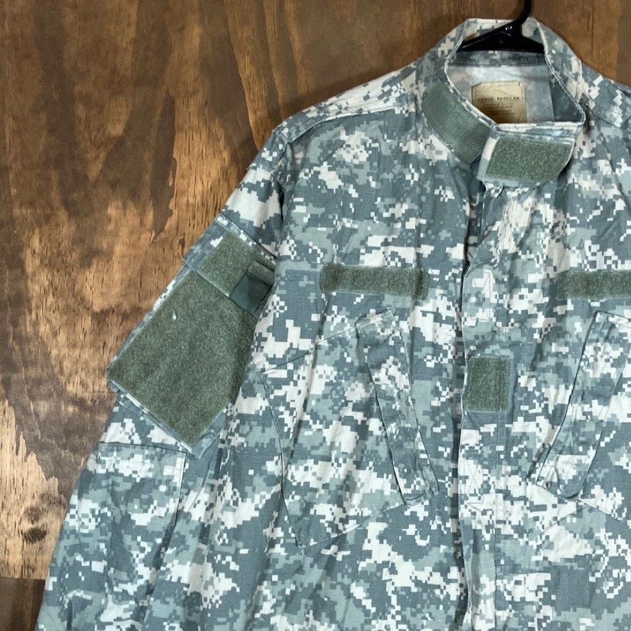Vintage Army Combat Mens Coat Green Camouflage Digicam Large Regular Jacket Size US L / EU 52-54 / 3 - 4 Thumbnail