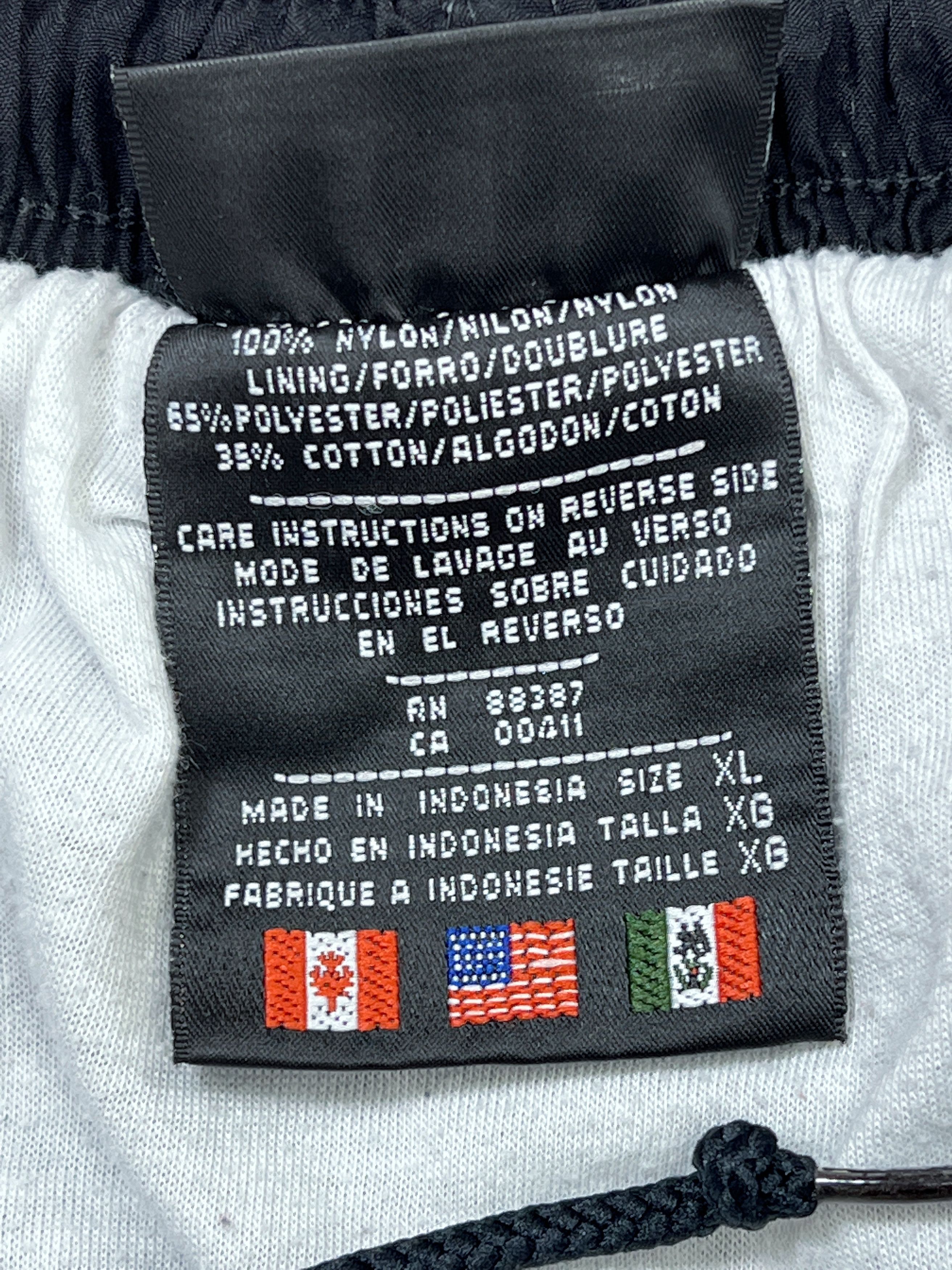 Adidas × Vintage 90s Adidas Shorts Crumpled Nylon Big Embroidered Size US 36 / EU 52 - 9 Thumbnail