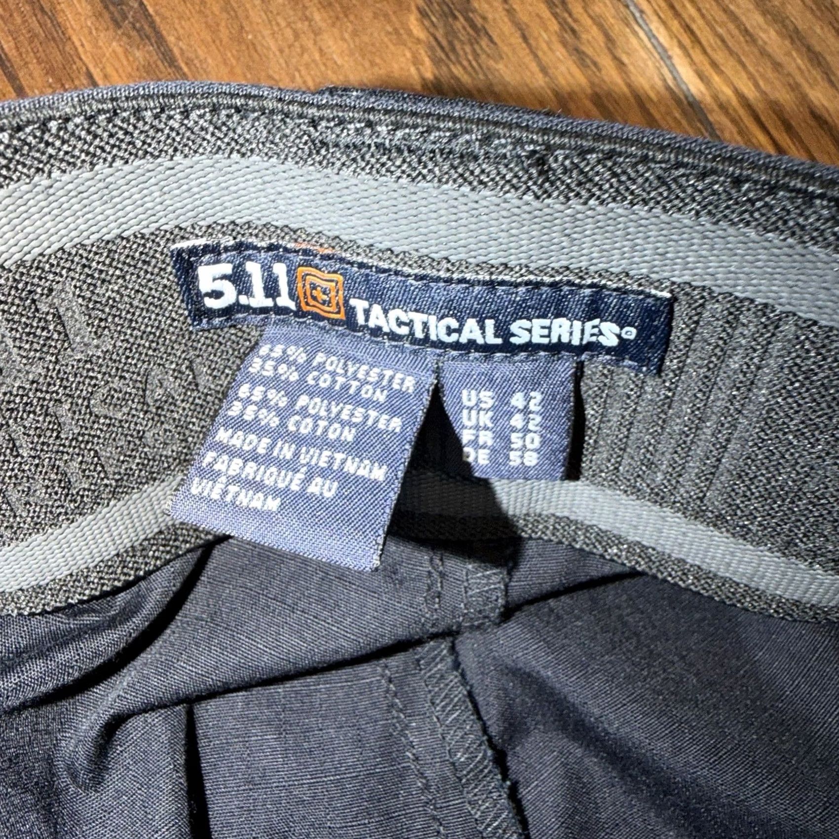 Vintage 5.11 Tactical PDU Class B Pant Men 42x30 Canvas Midnight Navy Cargo Pocket Waist 42 Regular Mens Size US 42 / EU 58 - 4 Thumbnail