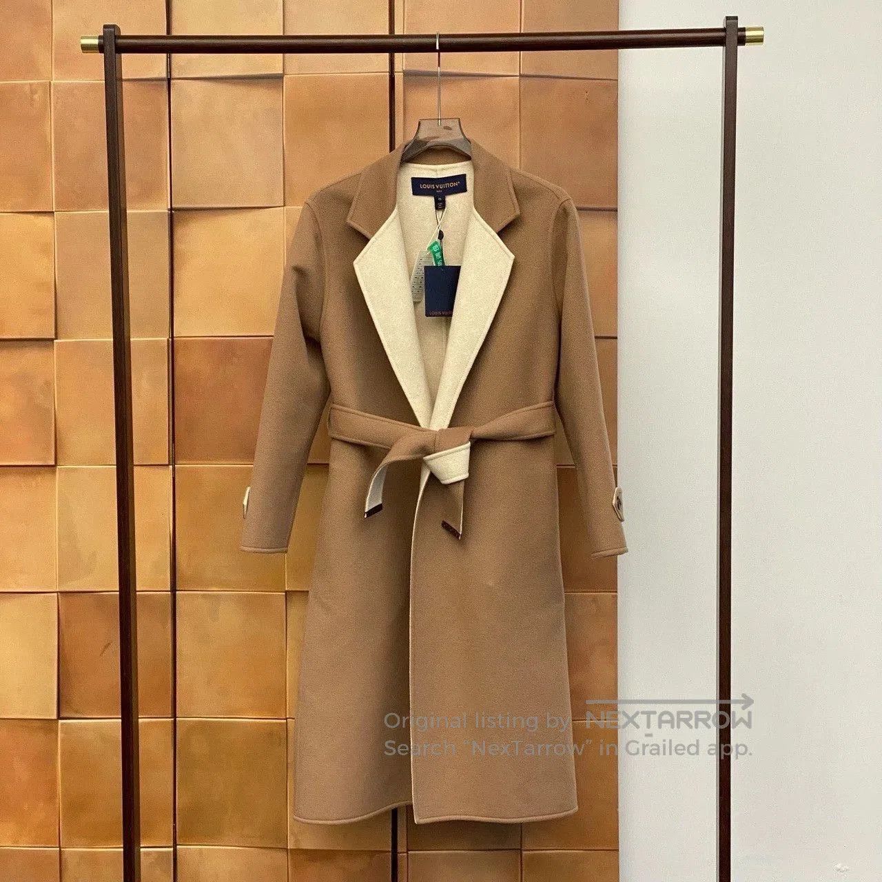 Louis Vuitton Louis Vuitton Beige Monogram Long Coat. Size US M / EU 48-50 / 2 - 1 Thumbnail