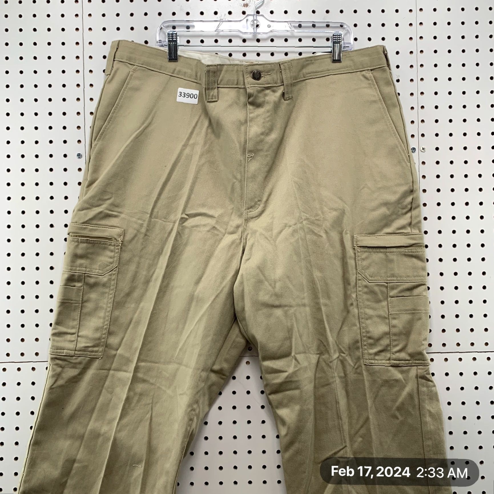 Dickies VINTAGE Dickies Cargo Pants Mens 42x29 Beige Khaki Workwear Canvas Flat Front 29" Inseam Mens Size US 42 / EU 58 - 2 Thumbnail