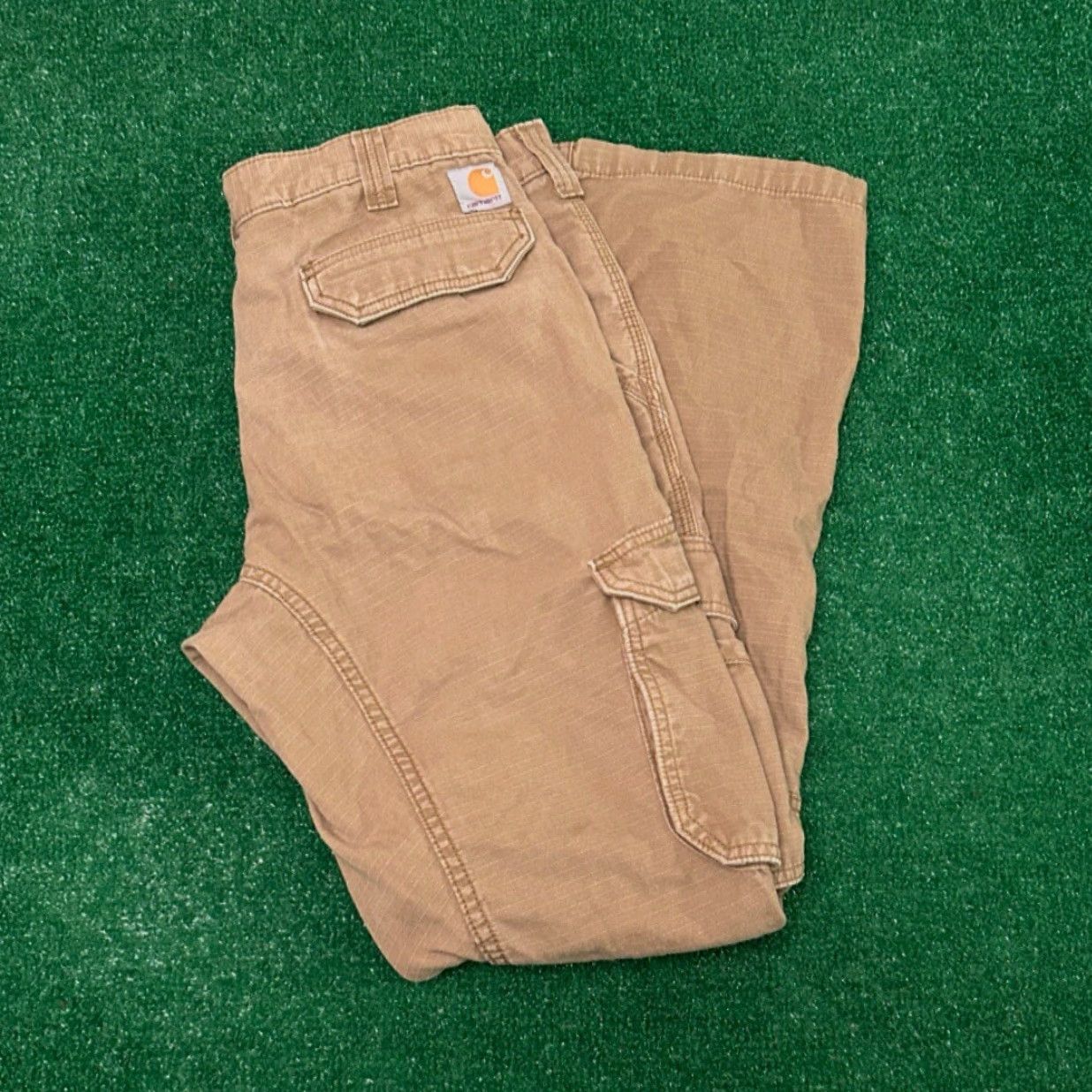 Carhartt VINTAGE Carhartt Workwear Cargo Pants Tan Brown Relaxed Fit Mens Size 32 Skater 90s Grunge Hip Hop Punk USA Work Wear Carpenter Pants Mens 32x32 Size US 32 / EU 48 - 5 Thumbnail