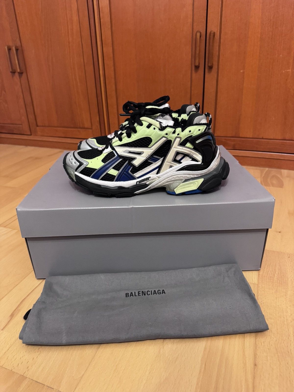 Balenciaga Balenciaga Runner Green Blue Black Size US 8 / EU 41 - 1 Thumbnail