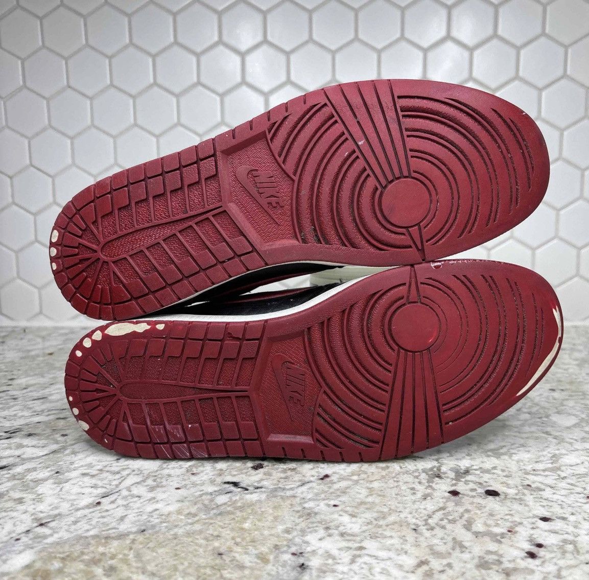 Jordan Brand Size 11.5-Jordan 1 Low OG Bred (2015) Very Worn No Box Size US 11.5 / EU 44-45 - 5 Thumbnail