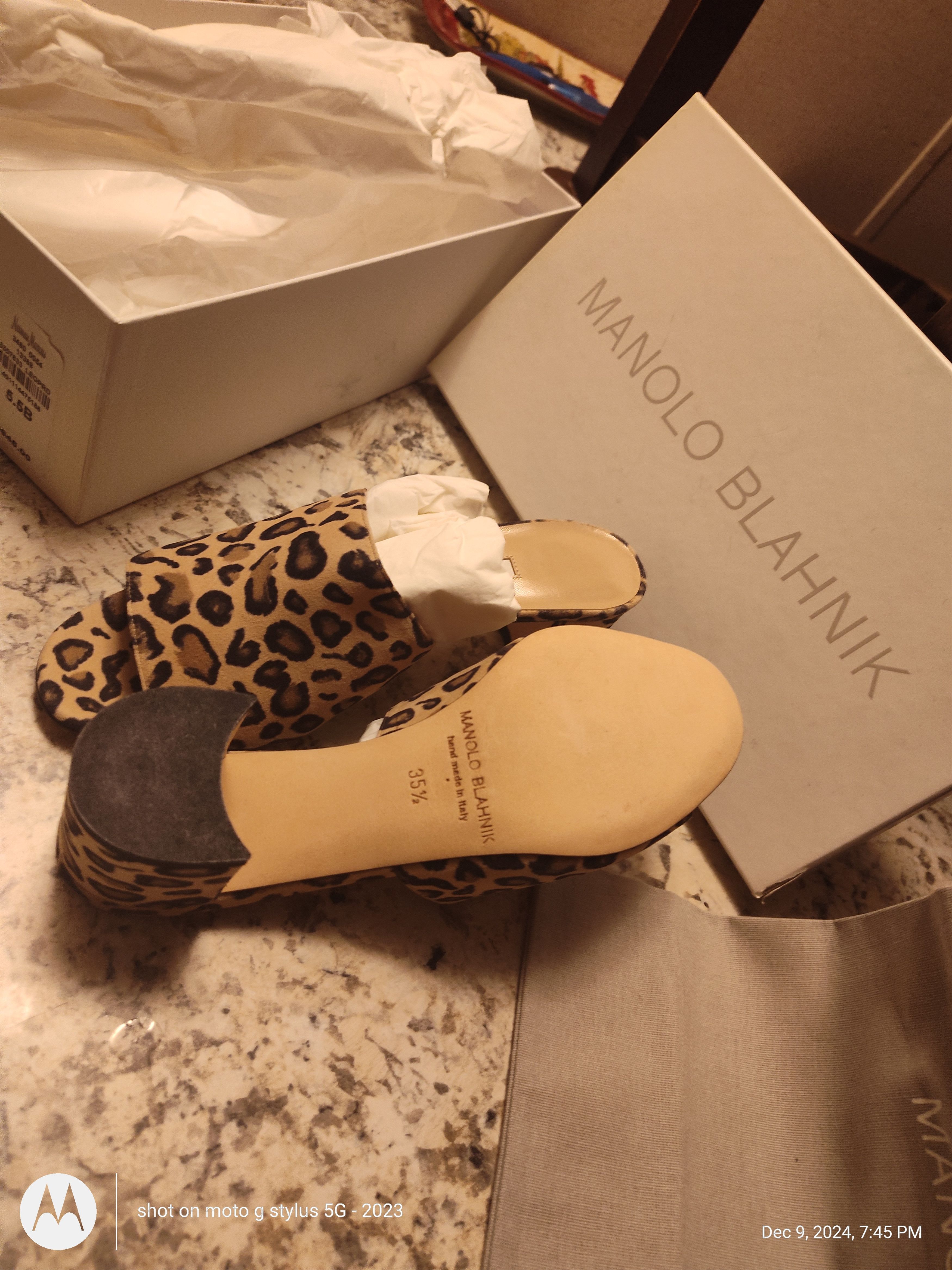 Manolo Blahnik MANOLO BLAHNIK Size US 5.5 / IT 35.5 - 2 Thumbnail