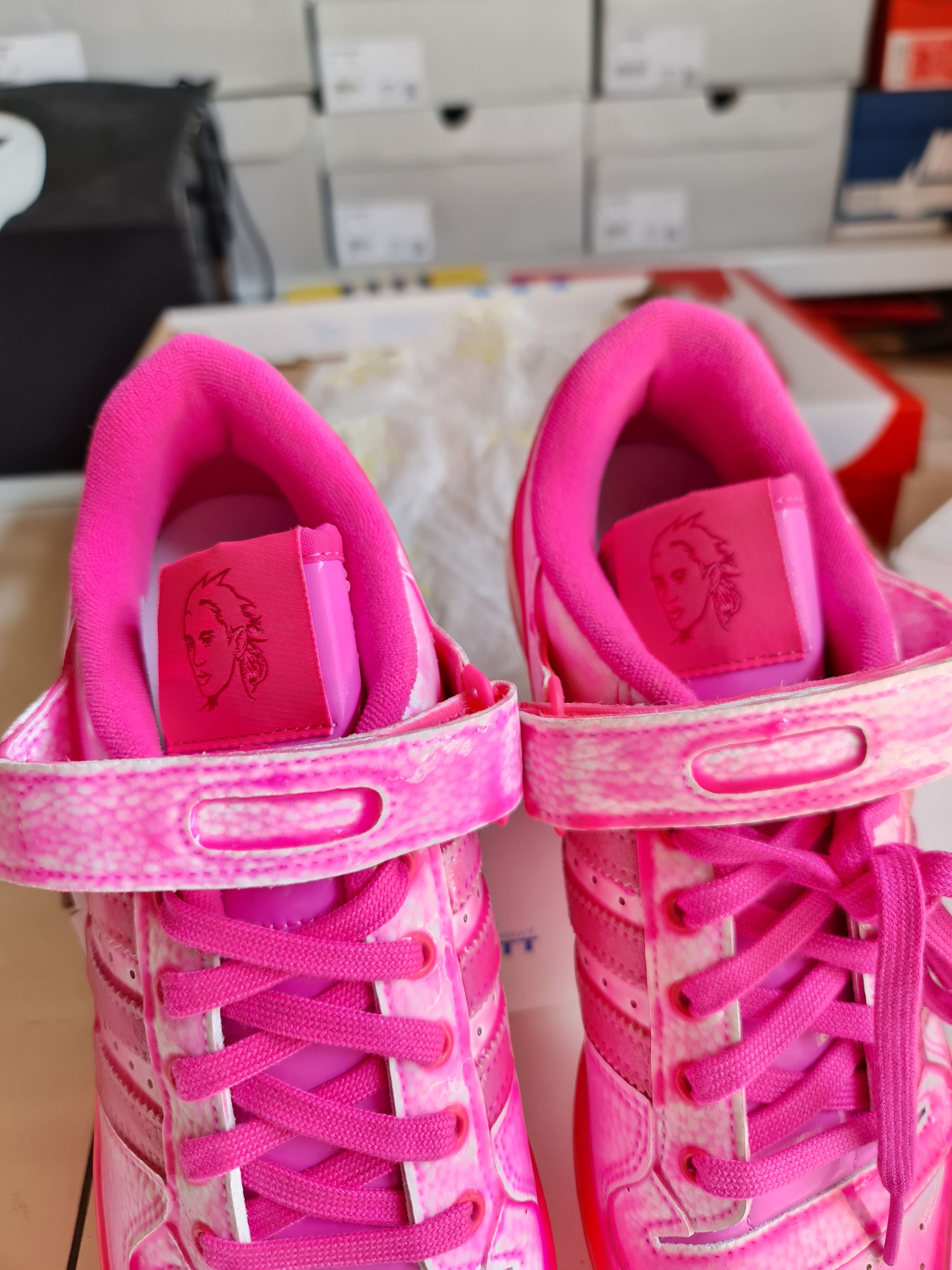 Jeremy Scott Adidas Forum Low x Jeremy Scott Dipped Pink Size US 9.5 / EU 42-43 - 6 Thumbnail