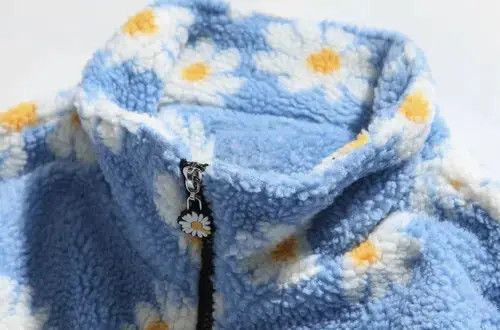 Vintage Flowers fleece zip coat Size US M / EU 48-50 / 2 - 3 Thumbnail