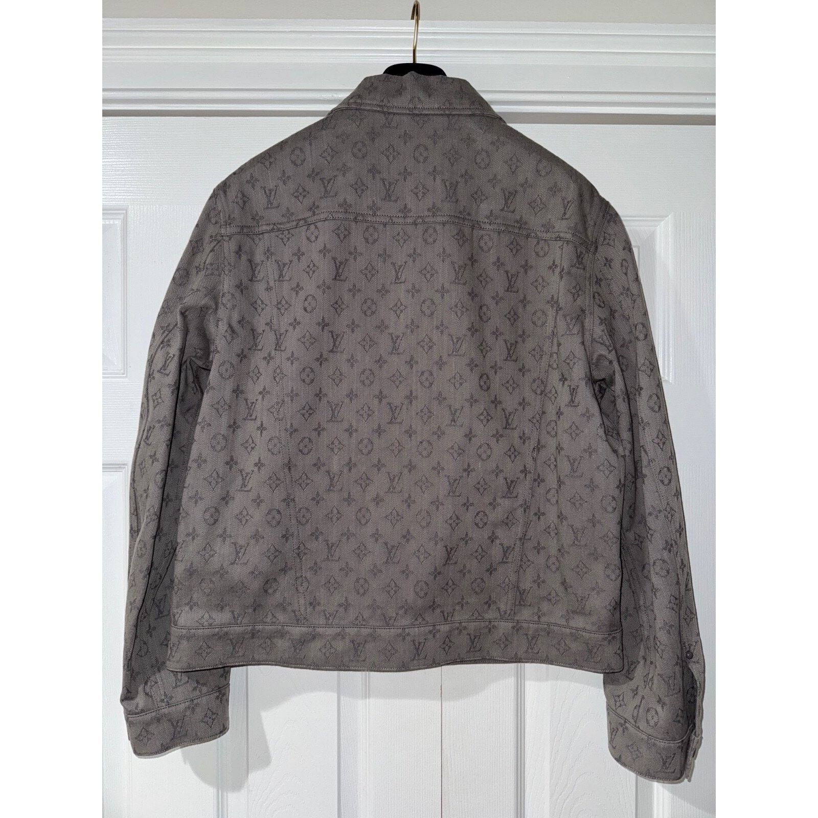 Louis Vuitton Louis Vuitton Monogram Jacket Button Up Sleeve 48 1A8FGZ Size US M / EU 48-50 / 2 - 13 Thumbnail