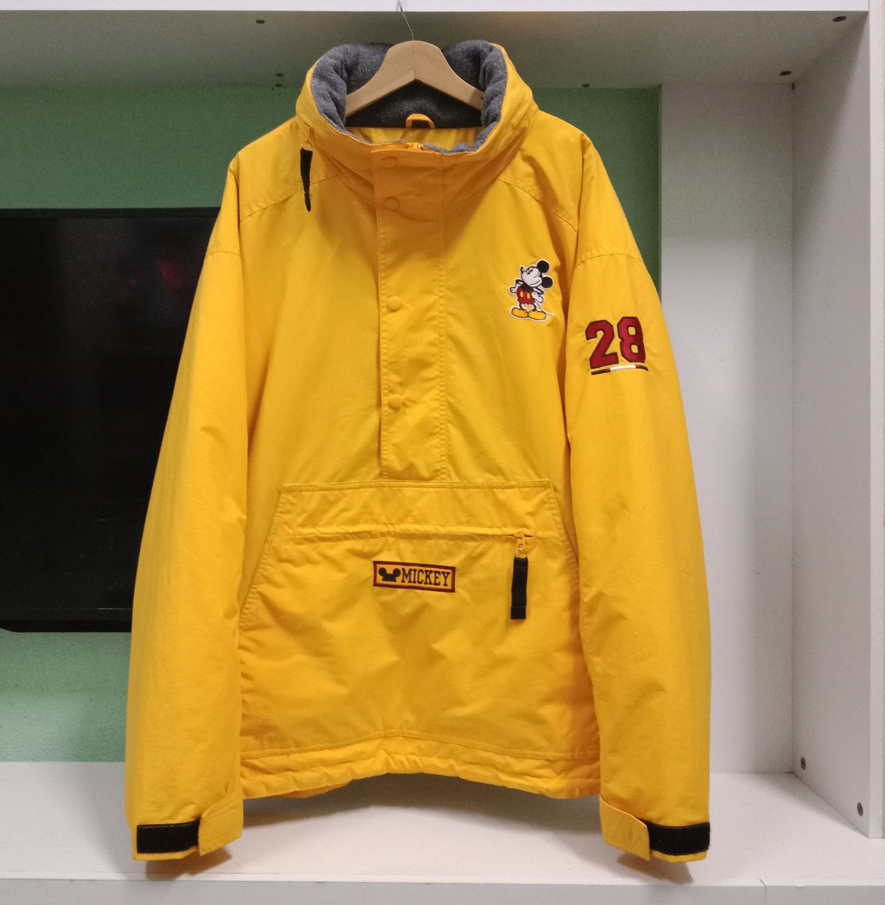 Mickey Mouse The Disney Store Mickey Mouse Pullover Jacket Size US XL / EU 56 / 4 - 1 Thumbnail