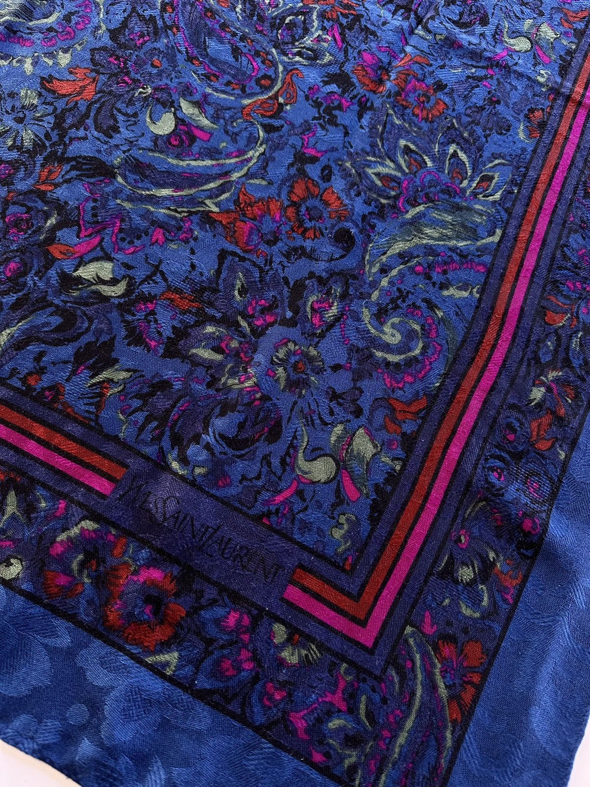 Yves Saint Laurent Yves Saint Lauren YSL Size ONE SIZE - 8 Thumbnail