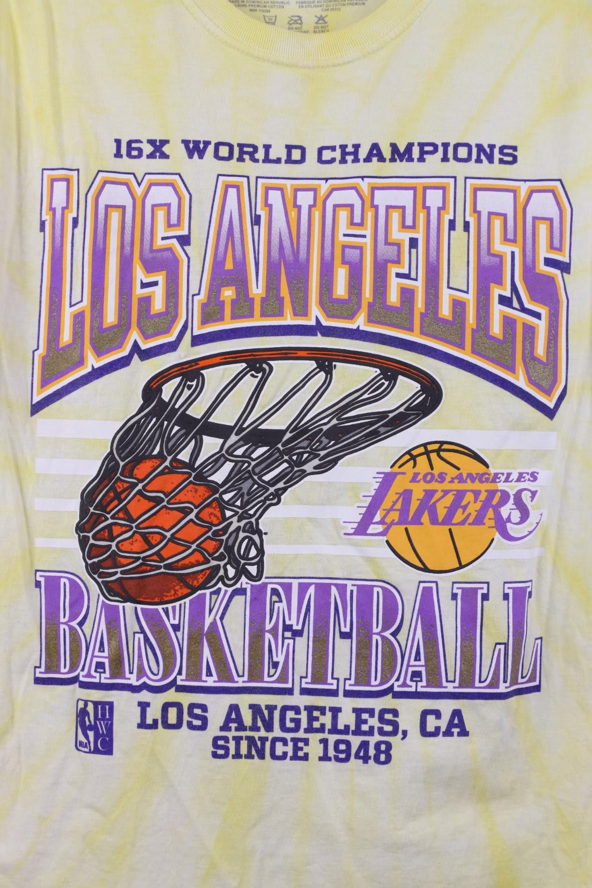 Mitchell & Ness Retro Mitchell & Ness Los Angeles Lakers Basketball T-Shirt Size US M / EU 48-50 / 2 - 4 Thumbnail