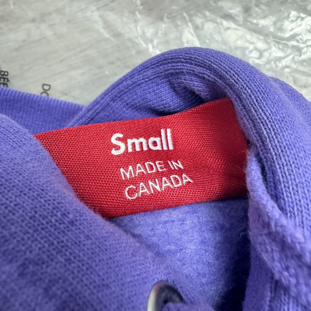 Hypebeast Supreme Small Box Hooded Sweatshirt Light Purple Deadstock Size US S / EU 44-46 / 1 - 12 Thumbnail
