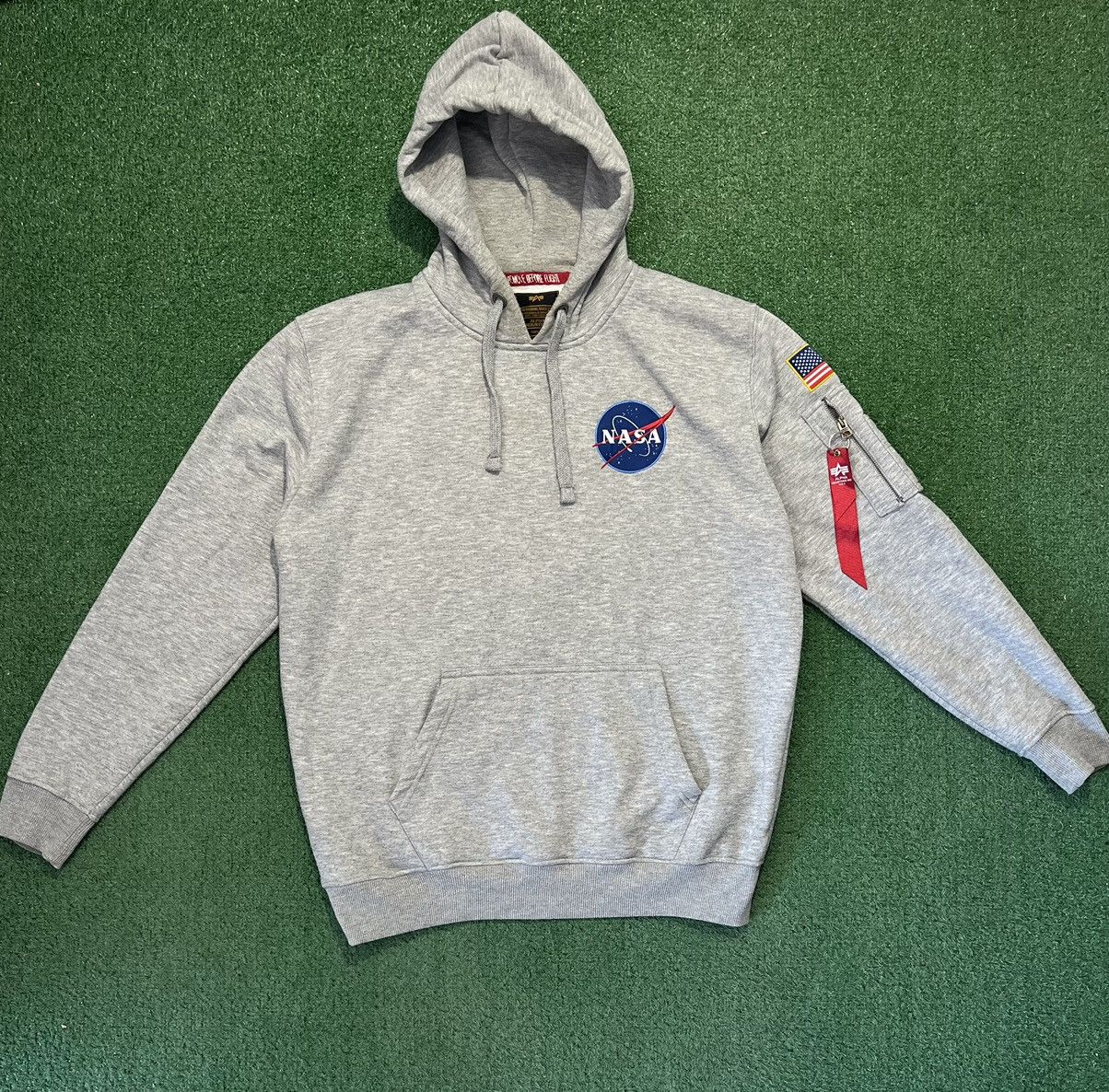 Alpha Industries Gray NASA Hooded Sweatshirt hotsell Size Large