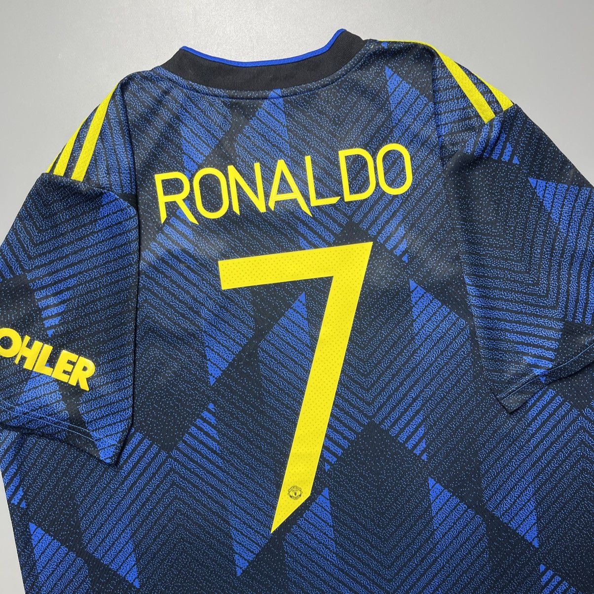 Nike MAN UNITED ADIDAS 2021/2022 FOOTBALL THIRD JERSEY #7 RONALDO Size US XL / EU 56 / 4 - 8 Thumbnail