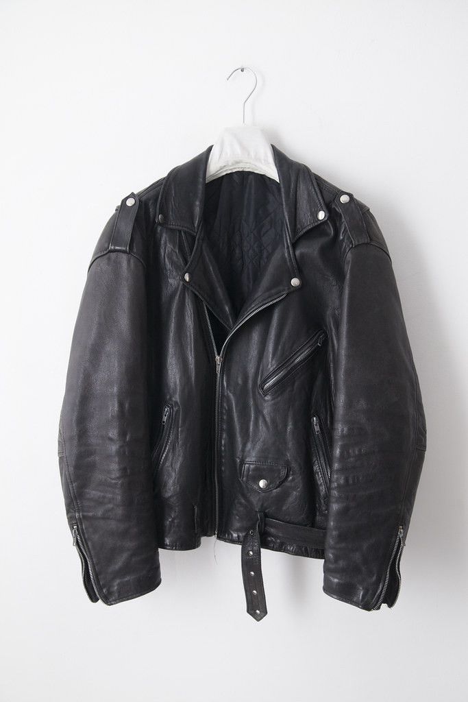 Vintage Vintage black leather perfecto jacket Size US L / EU 52-54 / 3 - 1 Thumbnail