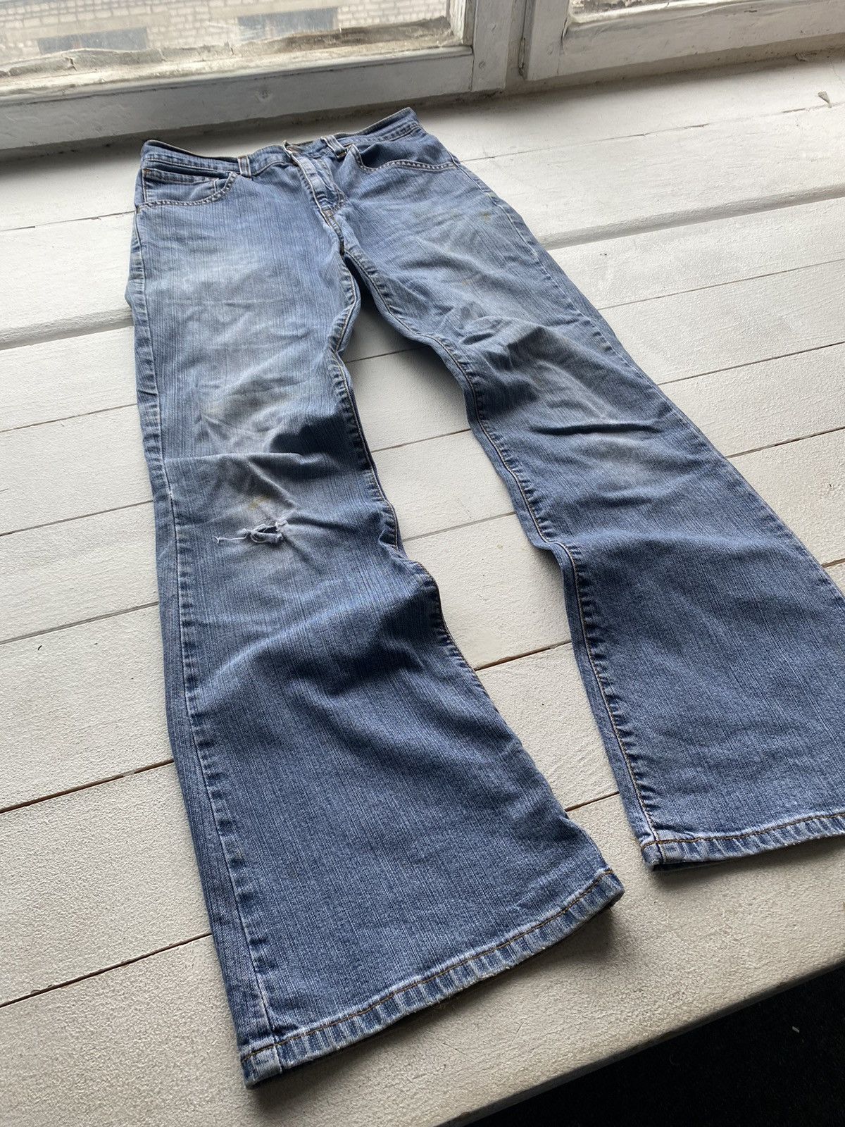 Levi's × Vintage 90s Levis Flare Bell Bottom 27 Dirty Distressed Womens Jeans Size 27" / US 4 / IT 40 - 4 Thumbnail
