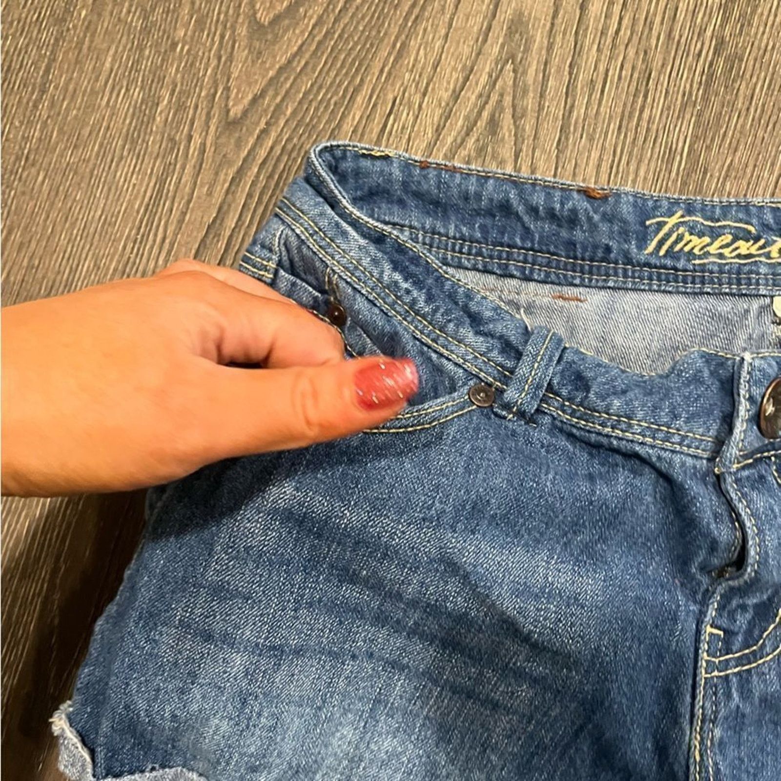 Vintage Timeout Jeans Dark Wash Indigo Denim Shorts Studded Size 6 Size 28" / US 6 / IT 42 - 2 Thumbnail