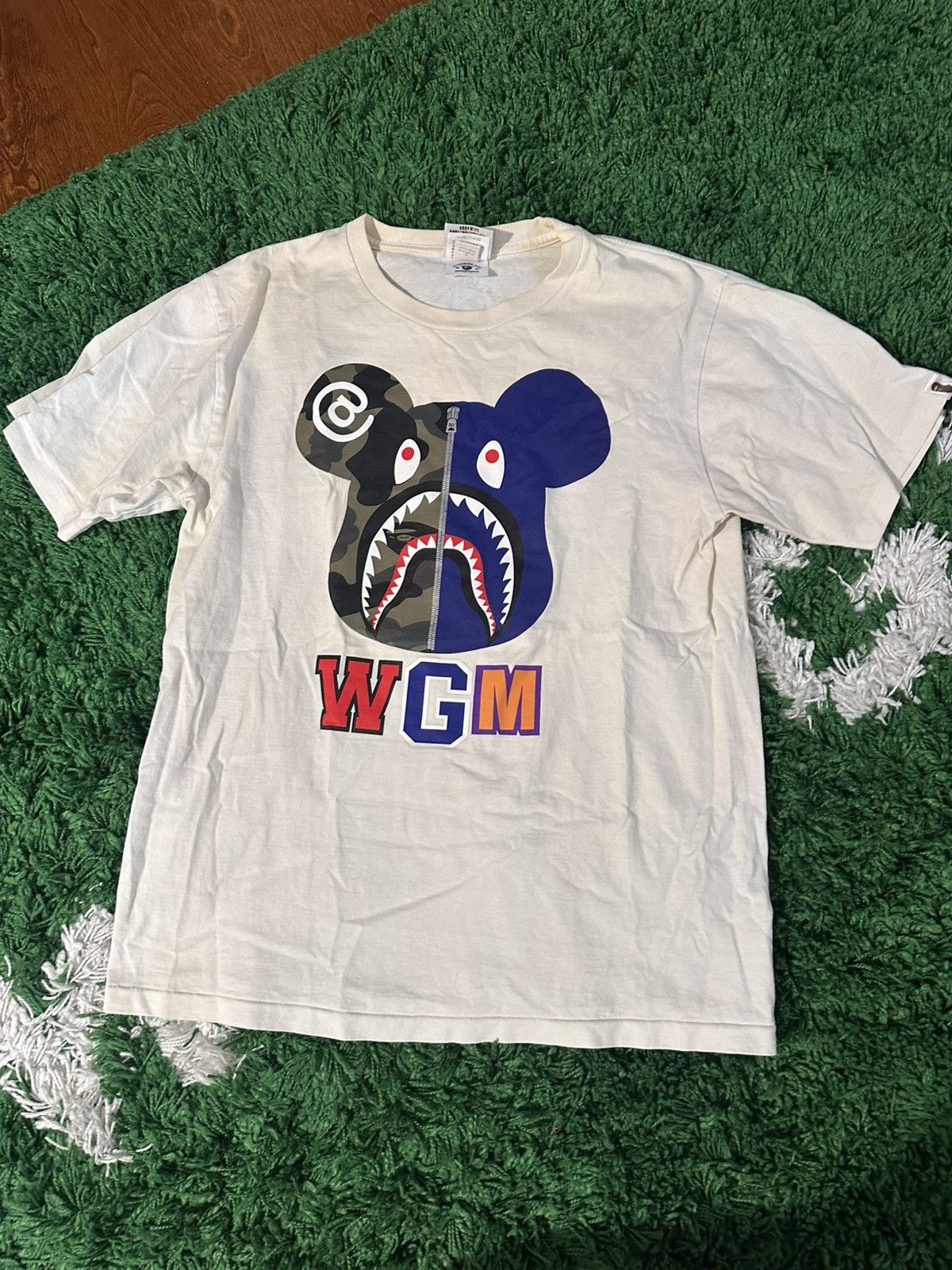 Bape Bape x Bearbrick Tee Size US M / EU 48-50 / 2 - 1 Thumbnail