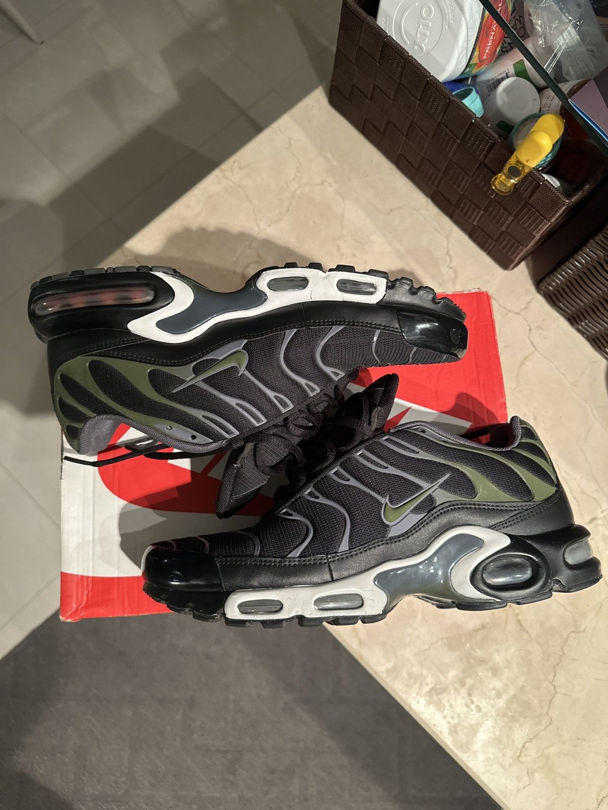 Nike Nike Air Max Tn Plus Legion Green Size US 10 / EU 43 - 2 Thumbnail