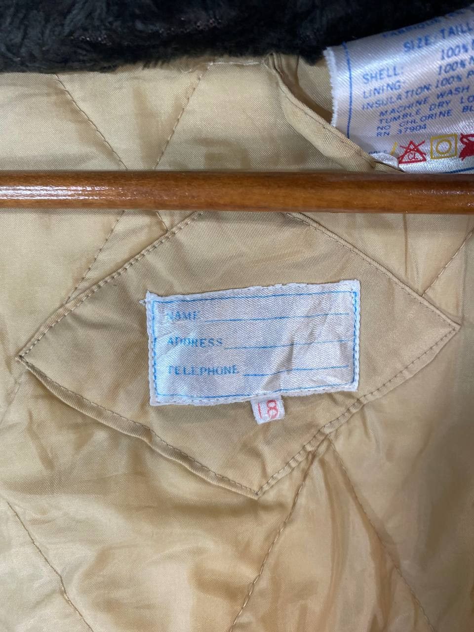 Vintage vintage skiwear retro long puffer jacket nice design Size US L / EU 52-54 / 3 - 7 Thumbnail