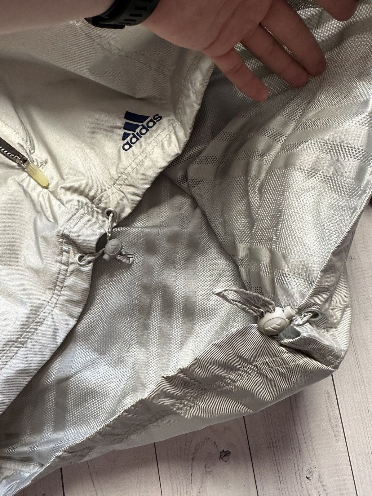 Adidas × Vintage Vintage adidas light jacket size M/L logo Size US M / EU 48-50 / 2 - 7 Thumbnail