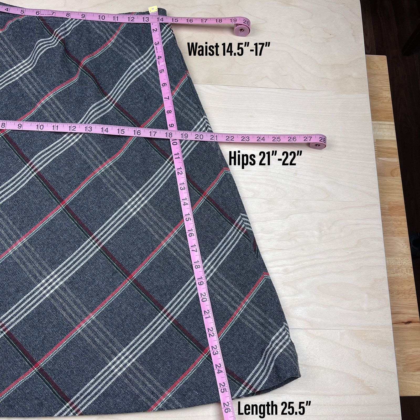 Vintage Vintage 1970s Grey Plaid Wool Blend A-Line Skirt Size 29" - 6 Thumbnail