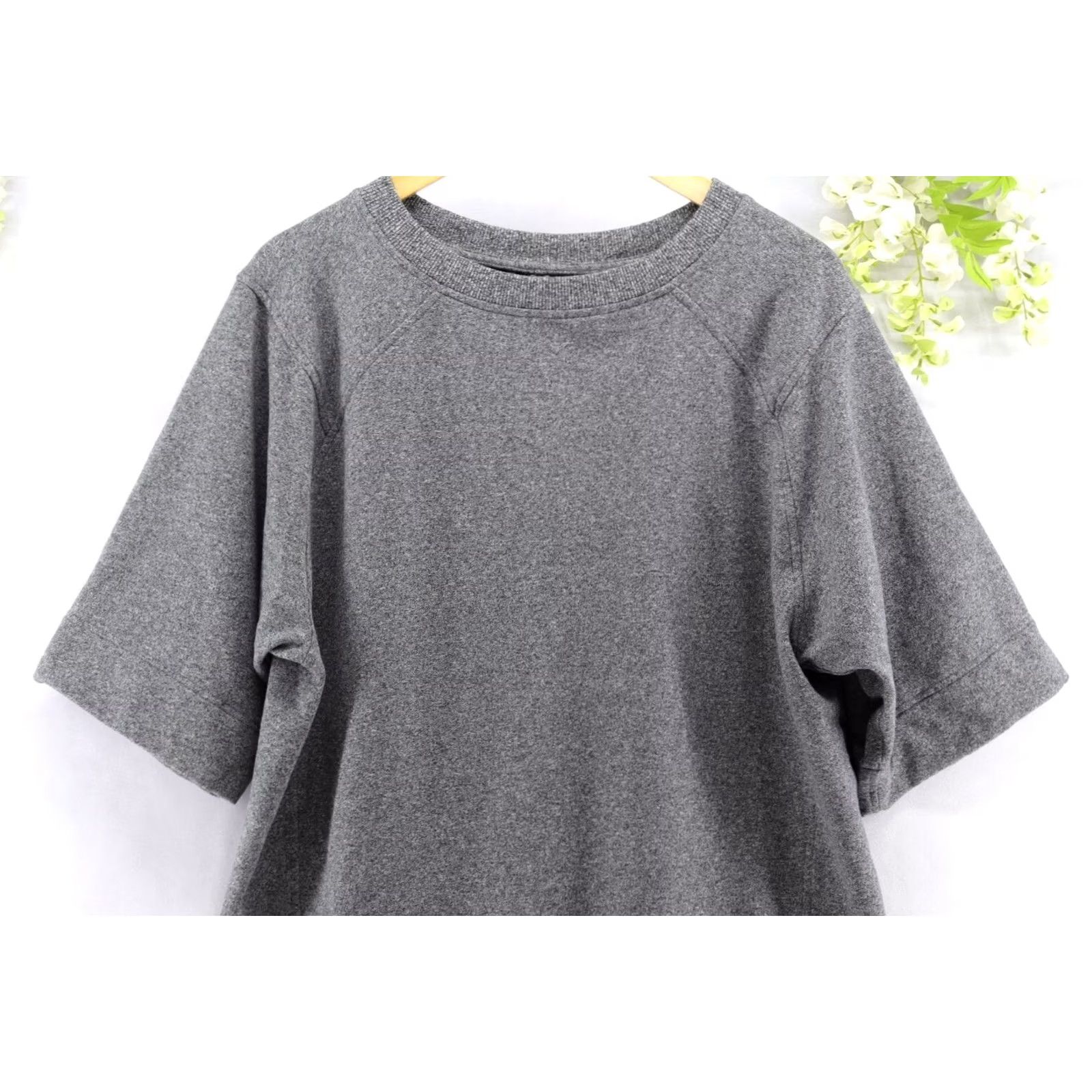 Lululemon Lululemon Women's Oversized Short Sleeve T-Shirt Heathered Black Sz 6 (Gray) Pullover Activewear Shirt Size 28" / US 6 / IT 42 - 3 Thumbnail
