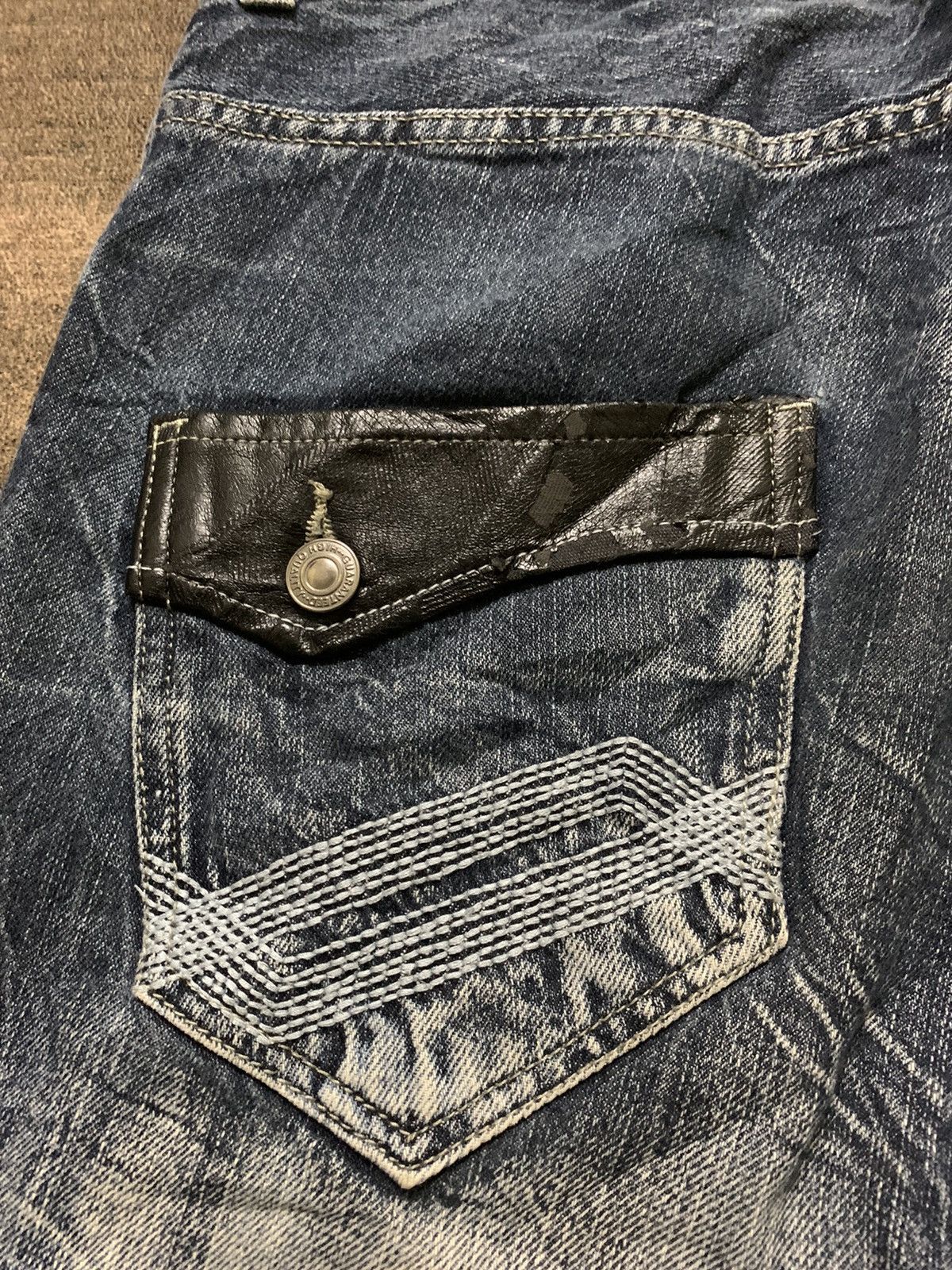 If Six Was Nine × Japanese Brand × Le Grande Bleu (L.G.B.) root three style stone wash faded jeans punk grunge japanese Size US 32 / EU 48 - 16 Thumbnail