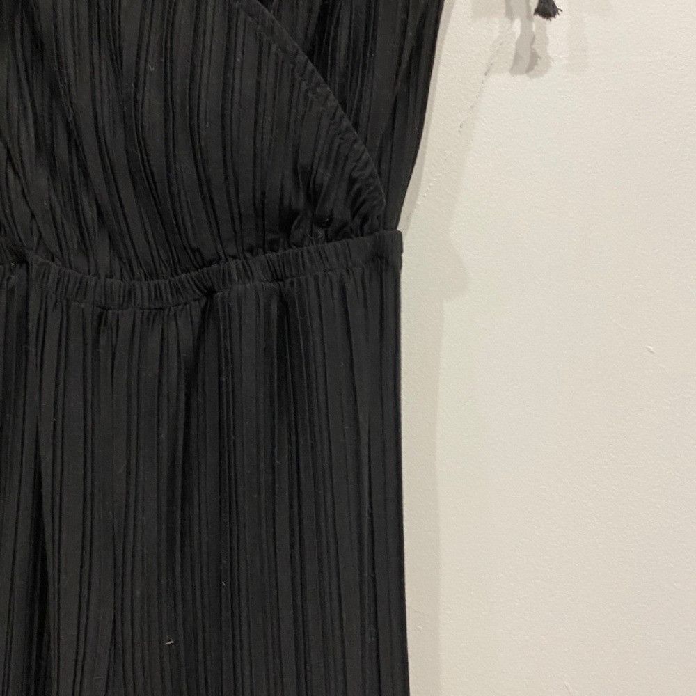 Other Cupcakes & Cashmere Ibiza Black Wide Leg Pleated Jumpsuit Size 25" / US 0 / IT 36 - 2 Thumbnail