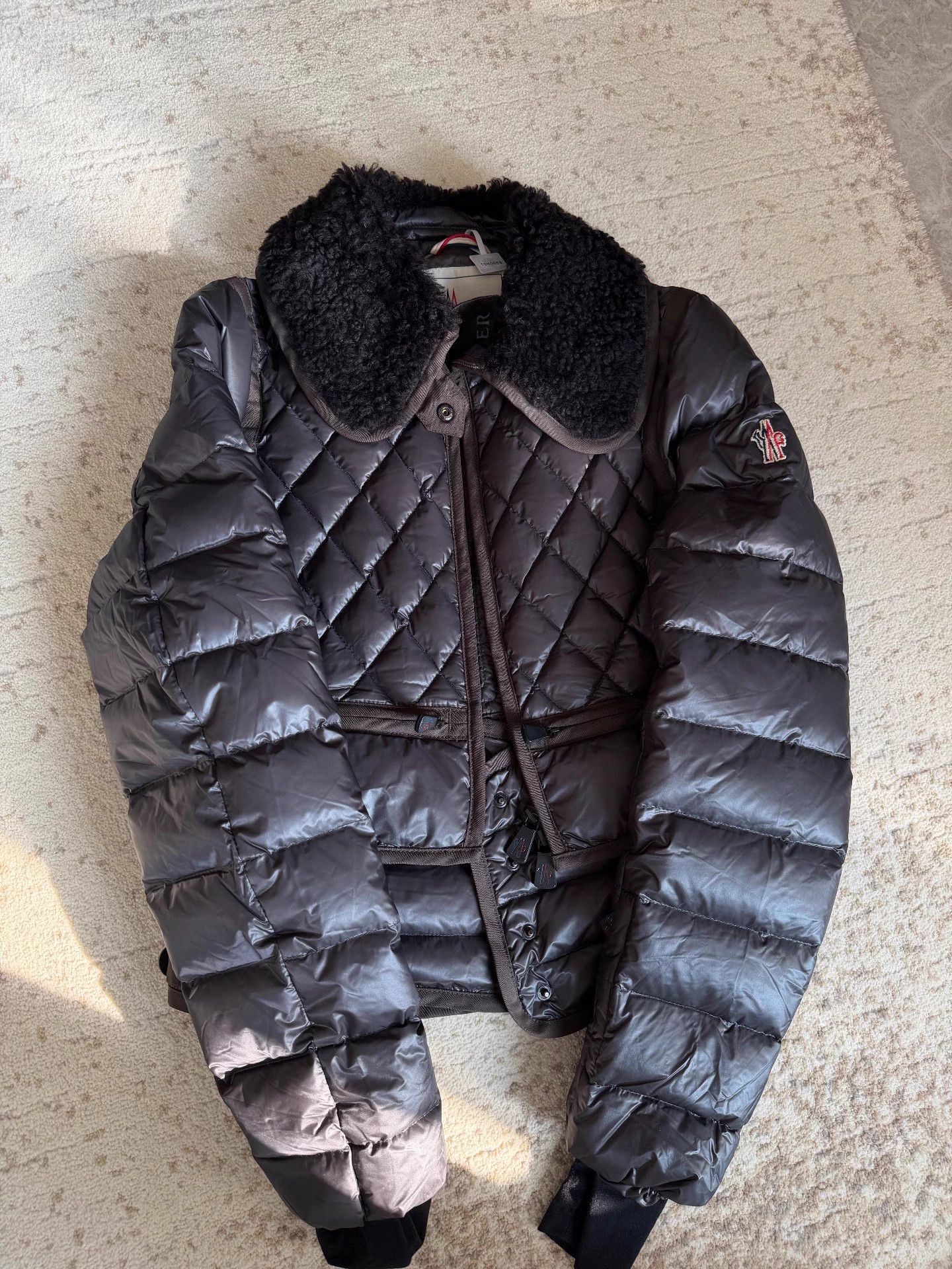 Moncler Moncler black puffer ski jacket size 1 fur trim Size US S / EU 44-46 / 1 - 5 Thumbnail