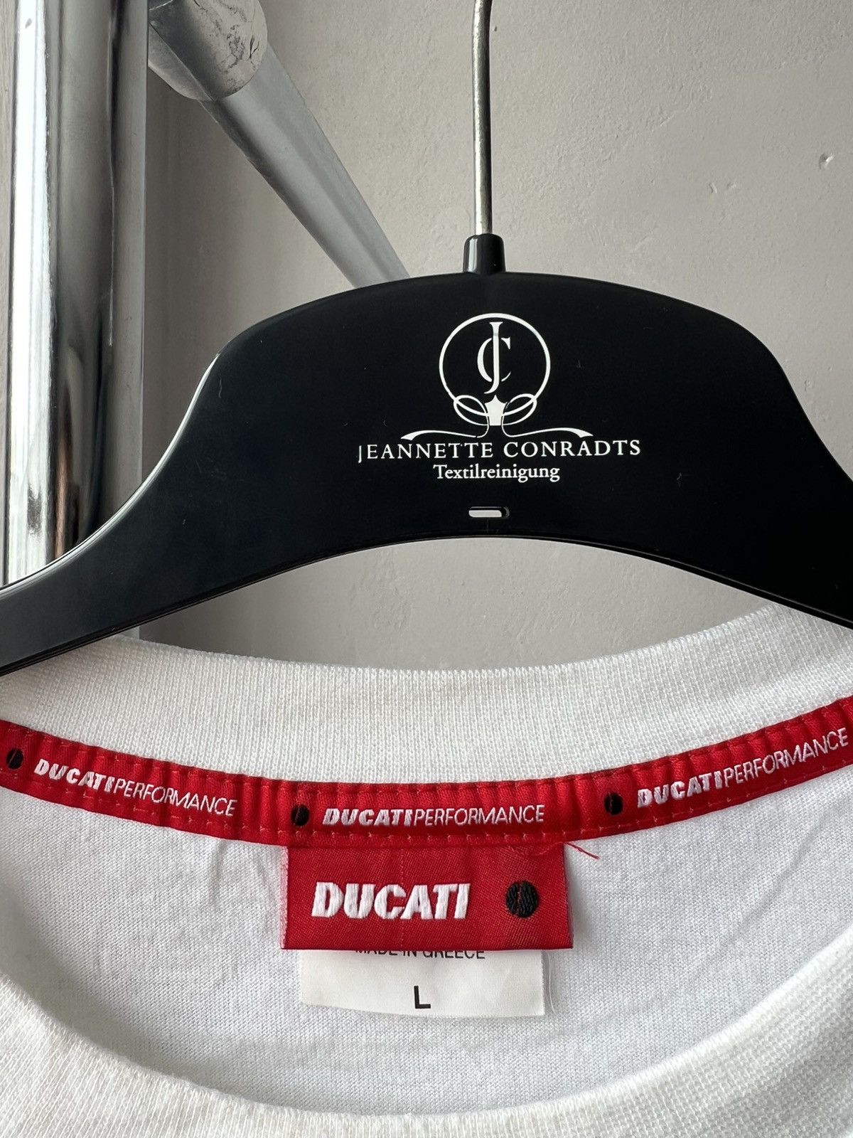 Ducati 00’S DUCATI CORSE ITALY RACING SCUDERRIA VINTAGE LONG SLEEVE Size US L / EU 52-54 / 3 - 8 Thumbnail