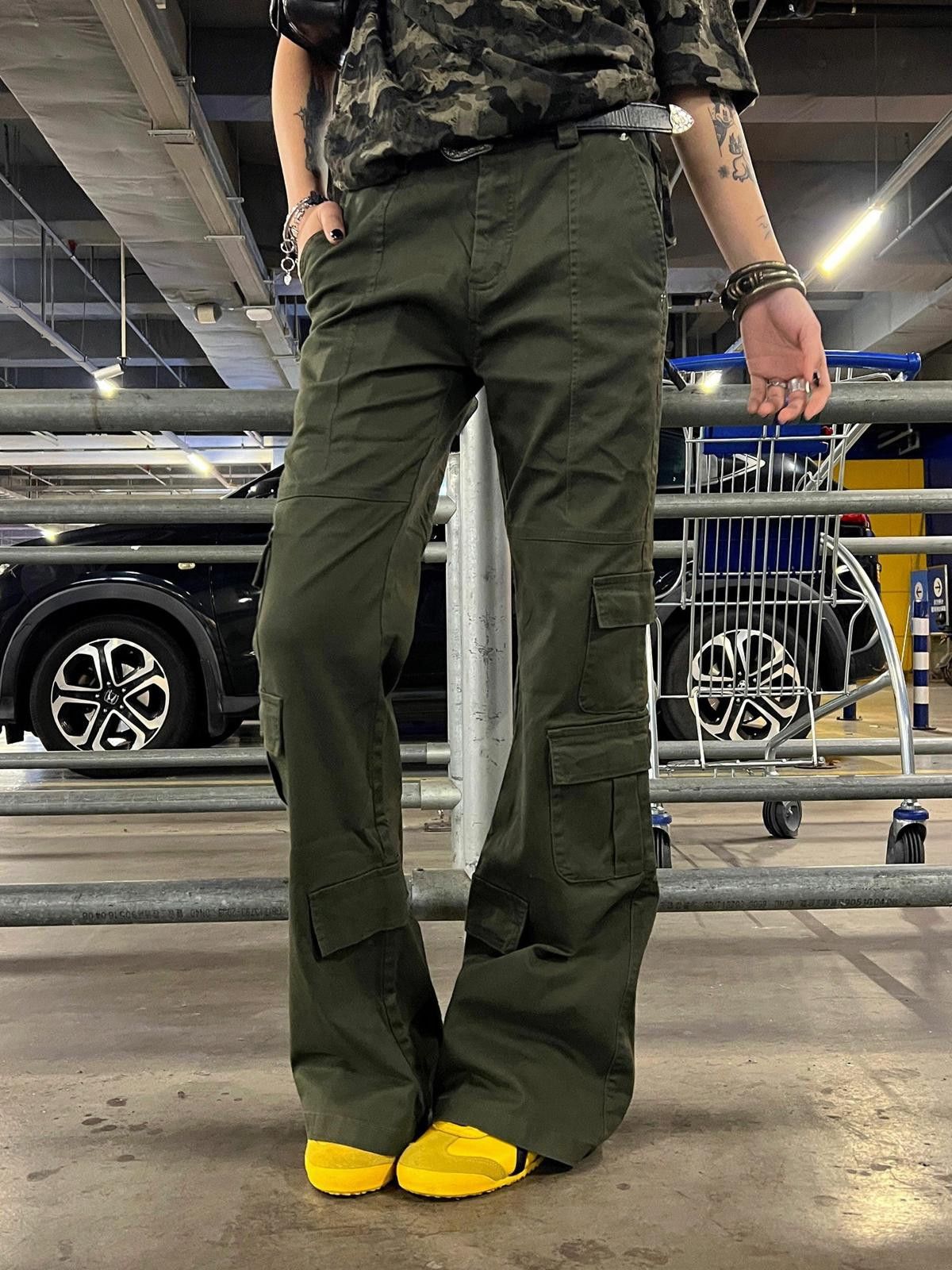 Vintage Flare Multi Pocket Cargo Pants, Stacked Pants / Trousers Size 30" / US 8 / IT 44 - 4 Thumbnail