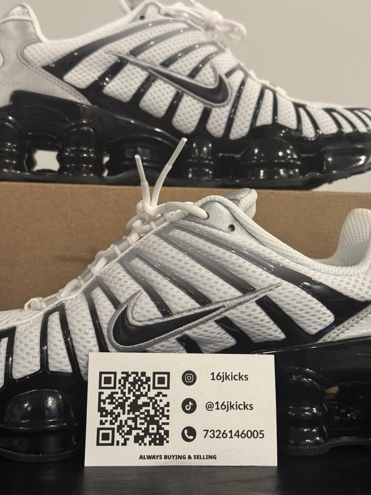 Nike Nike Shox TL WMNS Sz 10/Mens Sz 8.5 Metallic Silver Size US 10 / IT 40 - 2 Thumbnail