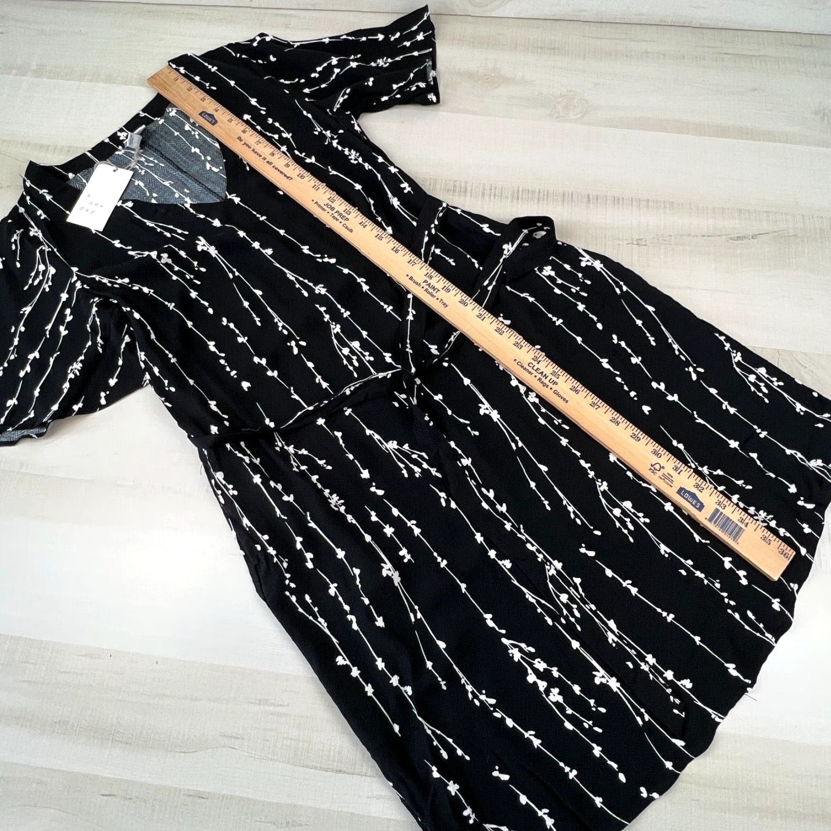Vintage A New Day Womens Fit & Flare Knee Length Dress XS Black Short Sleeve V Neck Belted Rayon Size 26" / US 2 / IT 38 - 6 Thumbnail