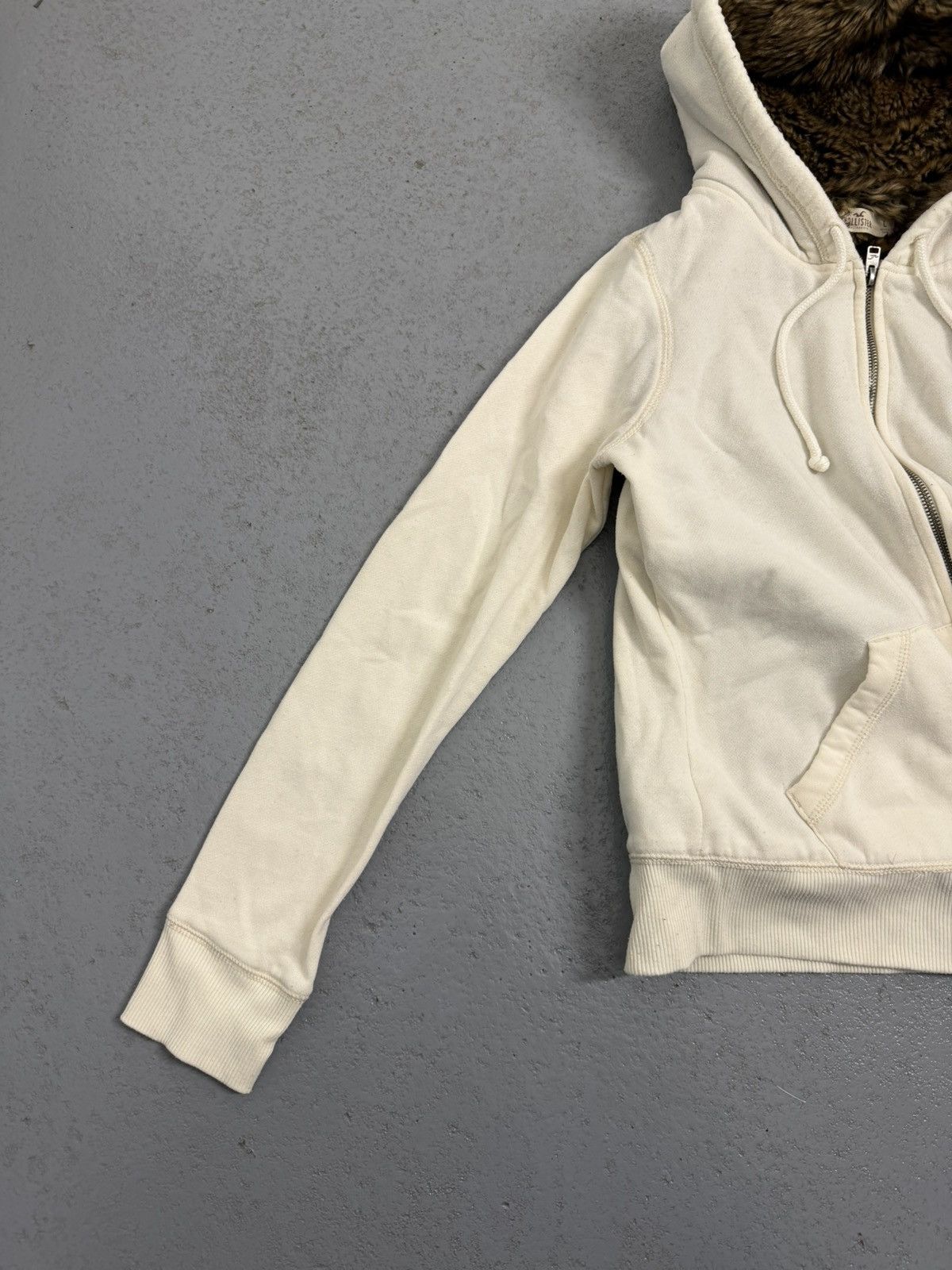 Hollister Streetwear Hollister Fur Zip Y2K Hoodie Size L / US 10 / IT 46 - 7 Thumbnail