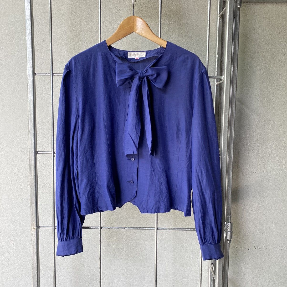 Burberry BURBERRYS Vintage Royal Blue Bow Blouse Size M / US 6-8 / IT 42-44 - 21 Thumbnail