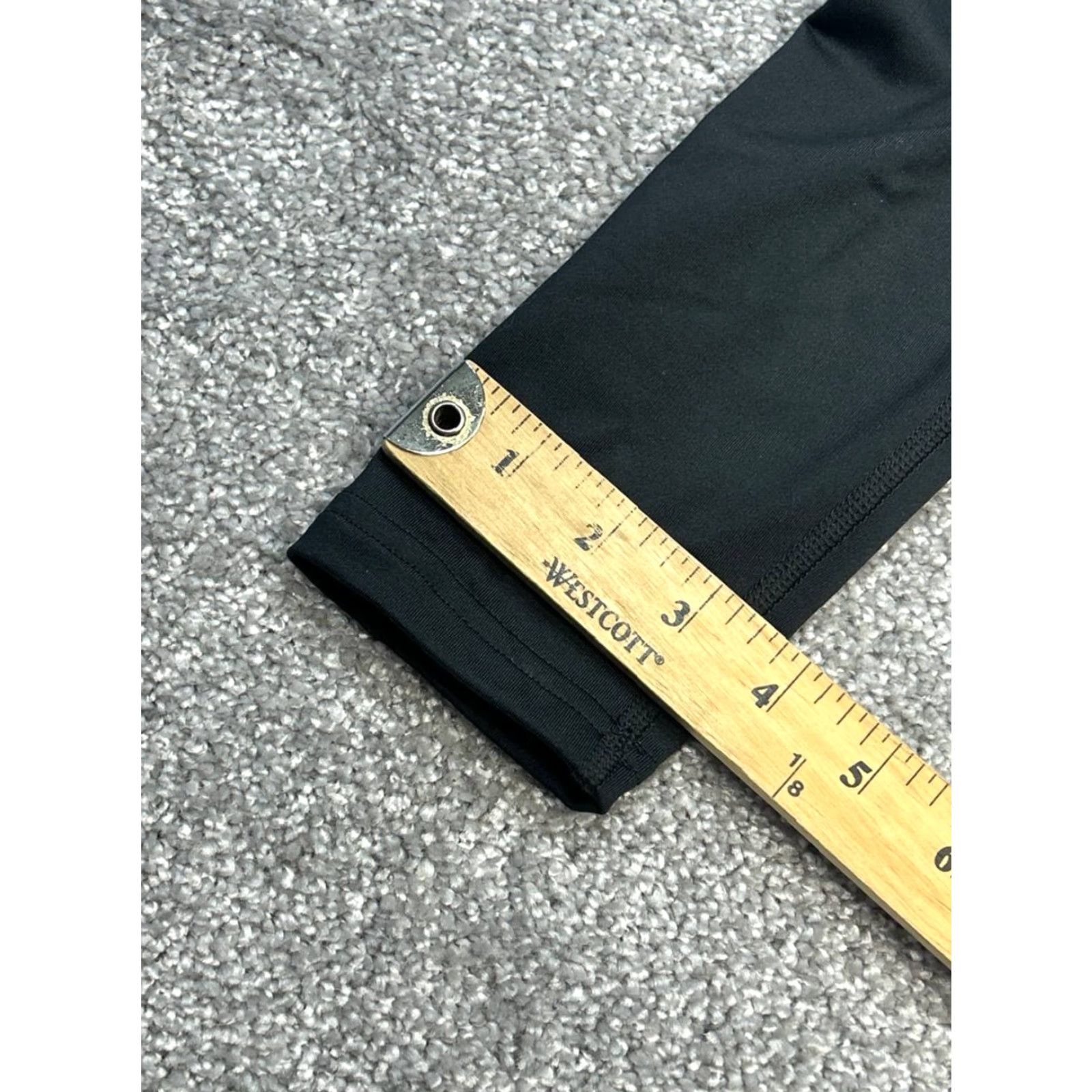 Under Armour Under Armour Leggings Womens Small SM Black Low Rise Logo Heatgear Athletic Activewear Gym & Training Womens Size 28" / US 6 / IT 42 - 3 Thumbnail