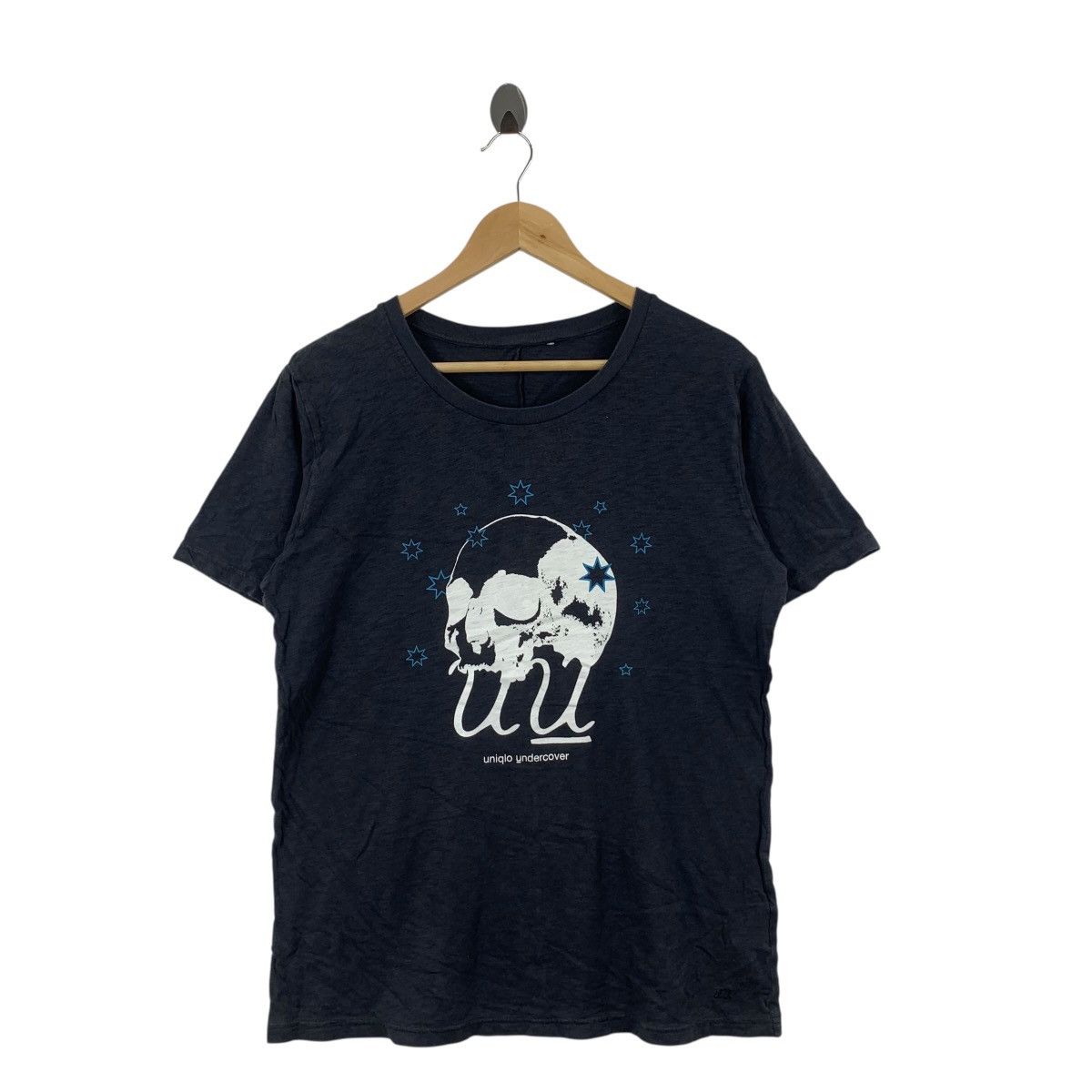 Uniqlo UNIQLO x UNDERCOVER UU Collaboration Skull Surrounded Logo Size US L / EU 52-54 / 3 - 1 Thumbnail