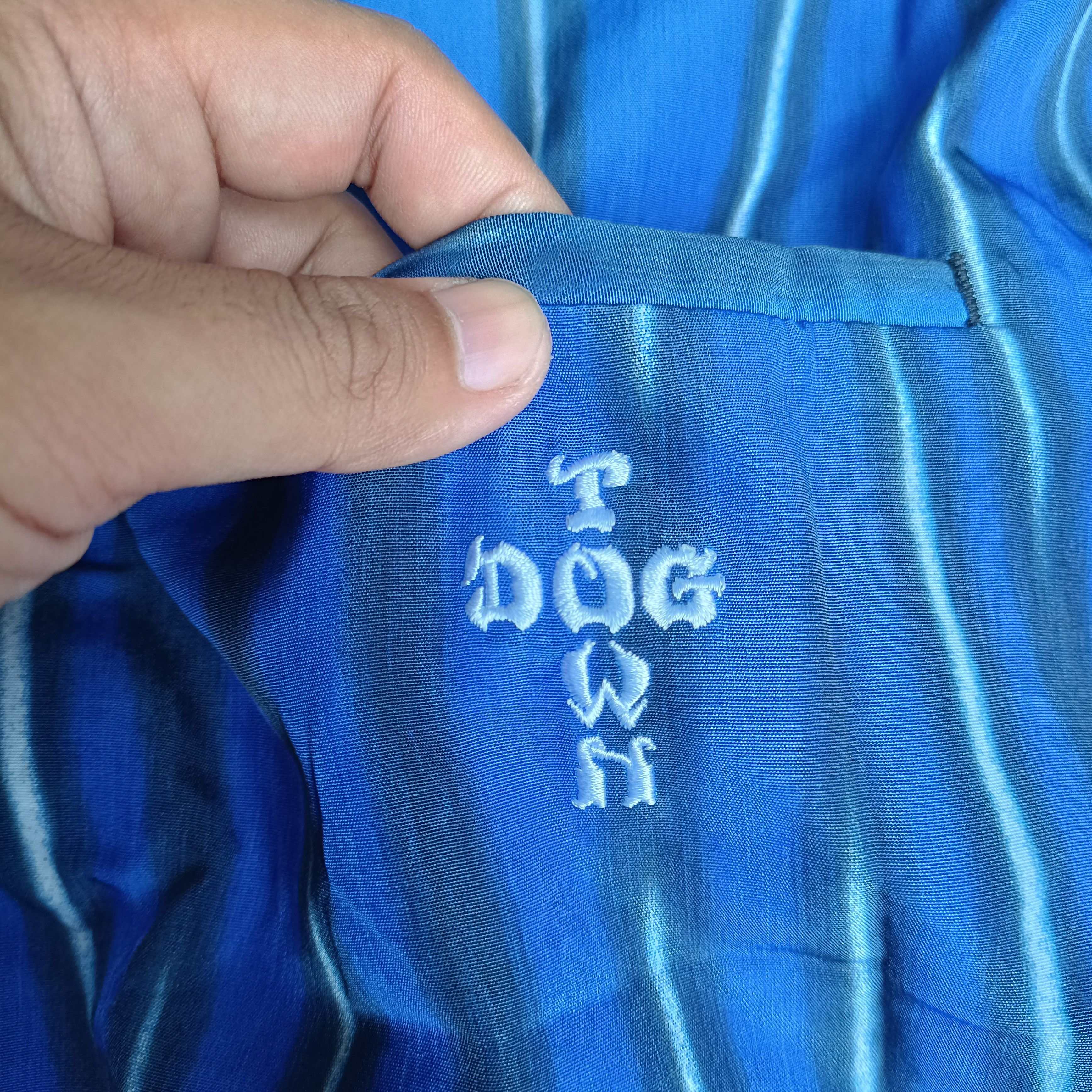 Vintage Vintage Dog Town Hawaiian Shirt Rockabilly Design Low Rider Size US XL / EU 56 / 4 - 7 Thumbnail