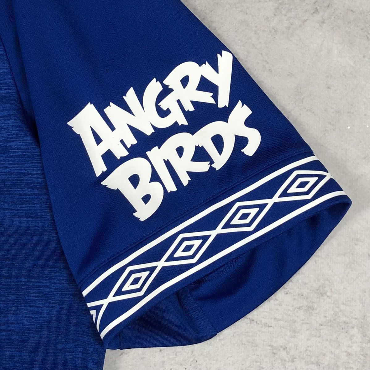 Umbro Everton 2018-2019 Umbro Angry Birds Home Soccer Jersey Size US XL / EU 56 / 4 - 10 Thumbnail