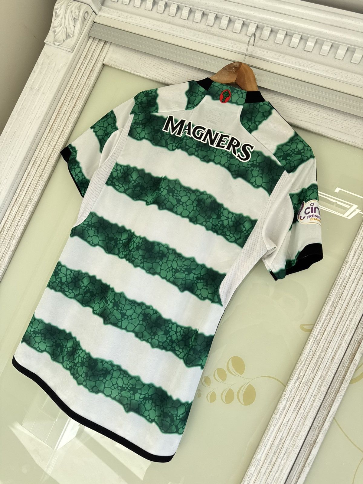 Adidas Celtic Glasgow 2023-2024 Home Soccer Jersey Football Shirt Size US M / EU 48-50 / 2 - 8 Thumbnail