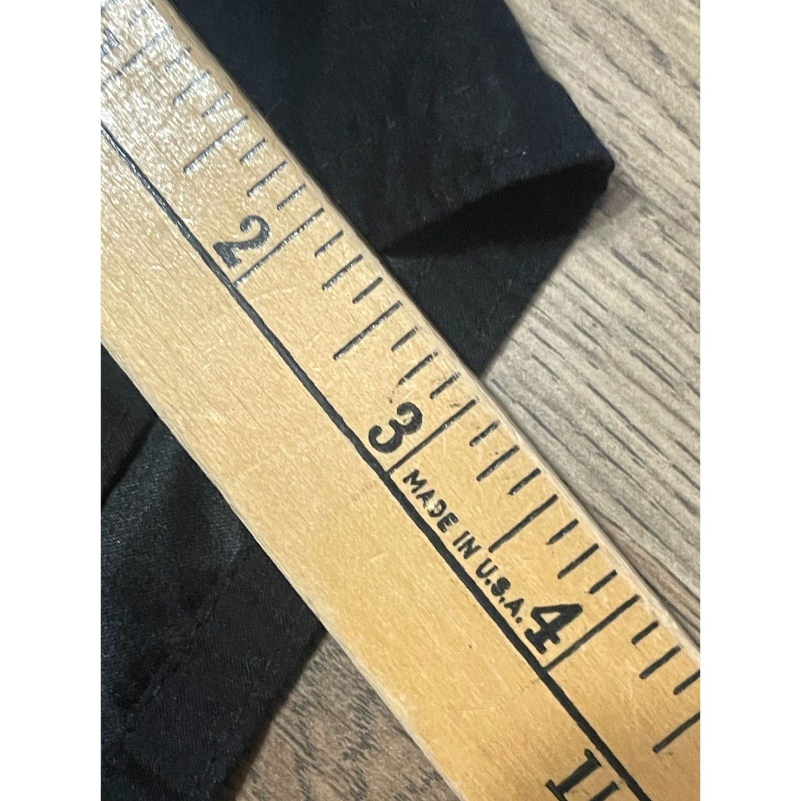 Vintage Firefly Shorts Women's Size Small Black Waist Tie Pockets Modern Casual Size 28" / US 6 / IT 42 - 6 Thumbnail