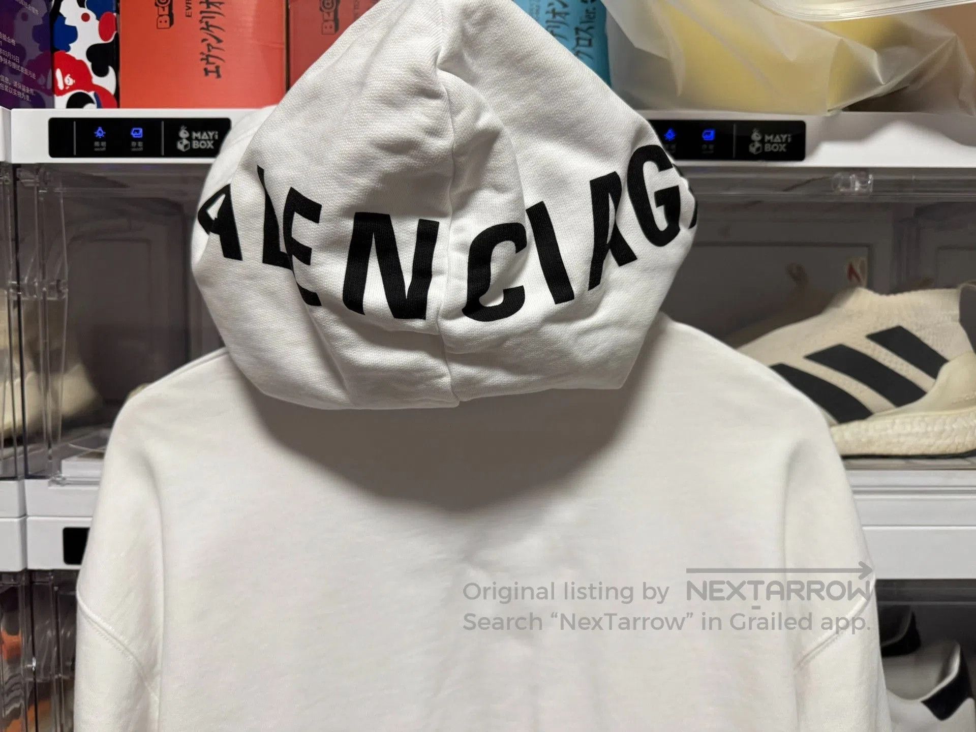 Balenciaga white oversized balenciaga sweatshirt with logo. Size US M / EU 48-50 / 2 - 1 Thumbnail