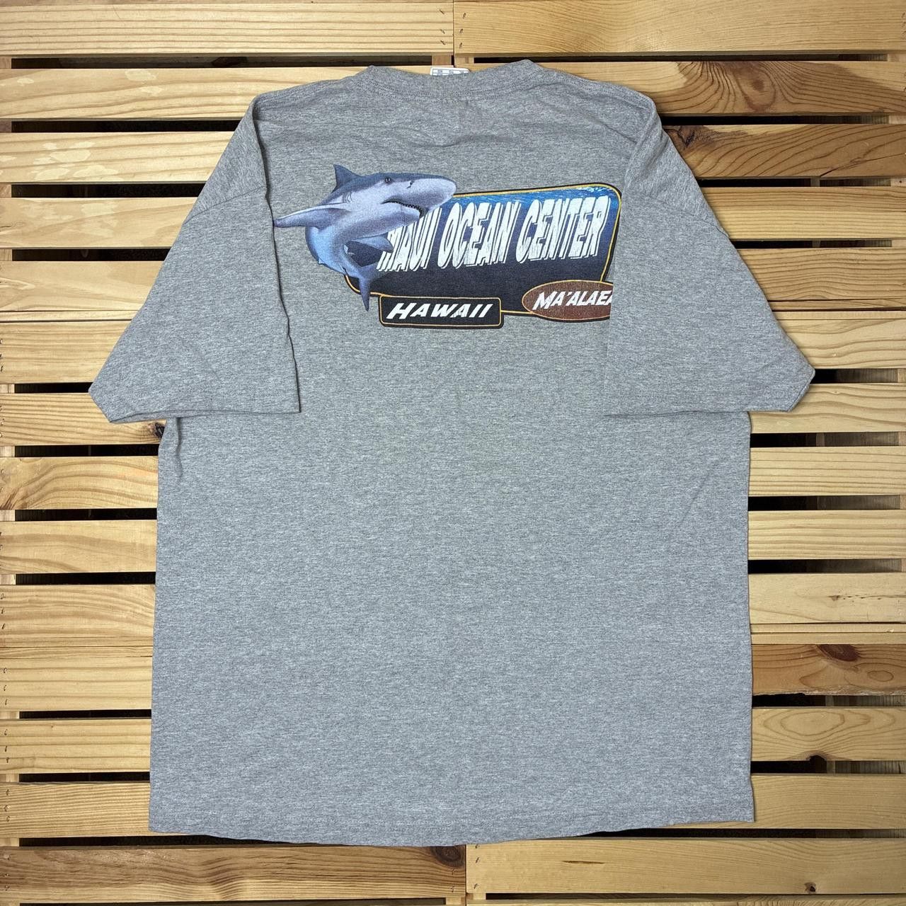 AAA Vintage Maui Ocean Center, HI Gray Shark Nature Tee Size XL Size US XL / EU 56 / 4 - 1 Thumbnail