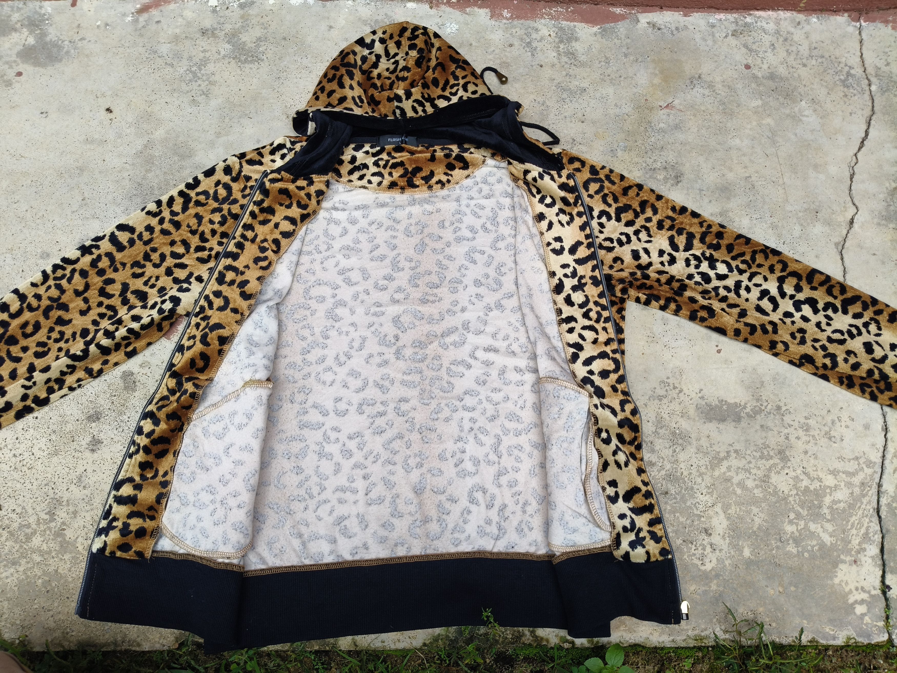 Japanese Brand Flash Blue Zipper Full Leopard Design Size L / US 10 / IT 46 - 7 Thumbnail