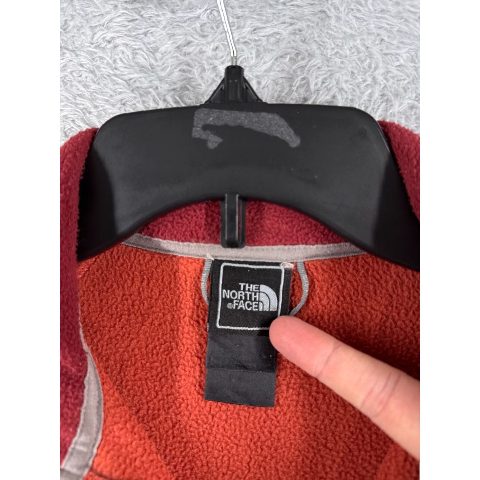 The North Face The North Face Jacket Women's Red The North Face Red Jacket L Polyester Fleece Full Zip Hooded Casual Winter Fall Spring 90s Outdoor Mens Womens Size L / US 10 / IT 46 - 6 Thumbnail