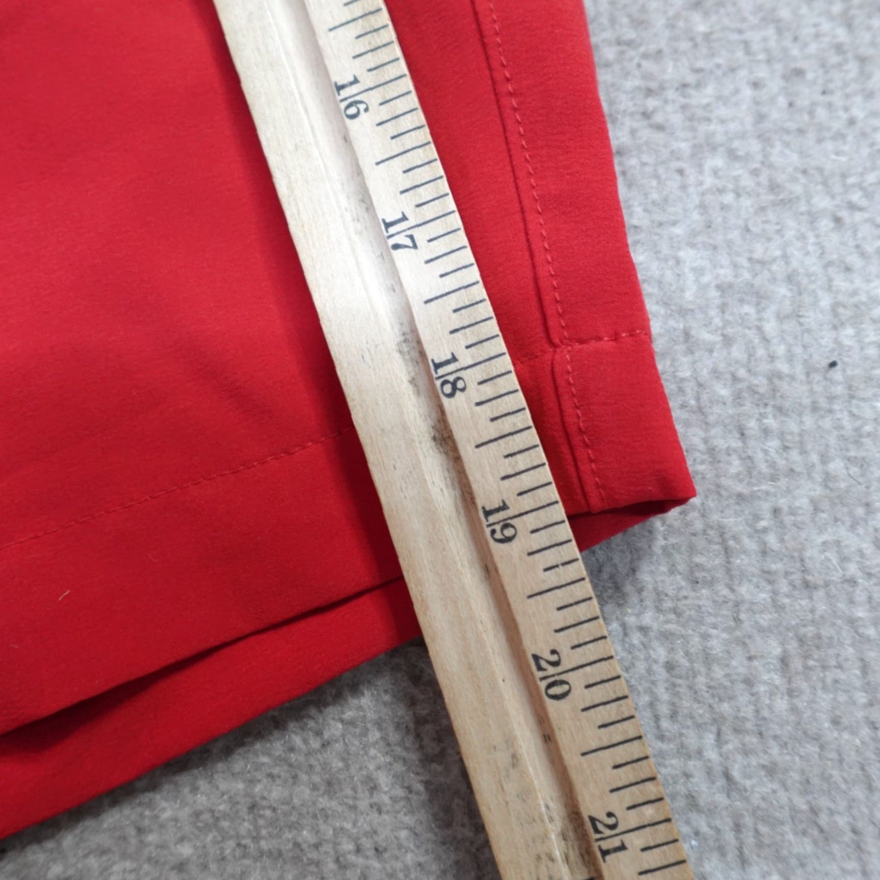 Vintage Urban Golf Style Shorts 31 Red Solid 9" Pockets Athletic Men Kansas City USA NEW Size US 31 - 6 Thumbnail