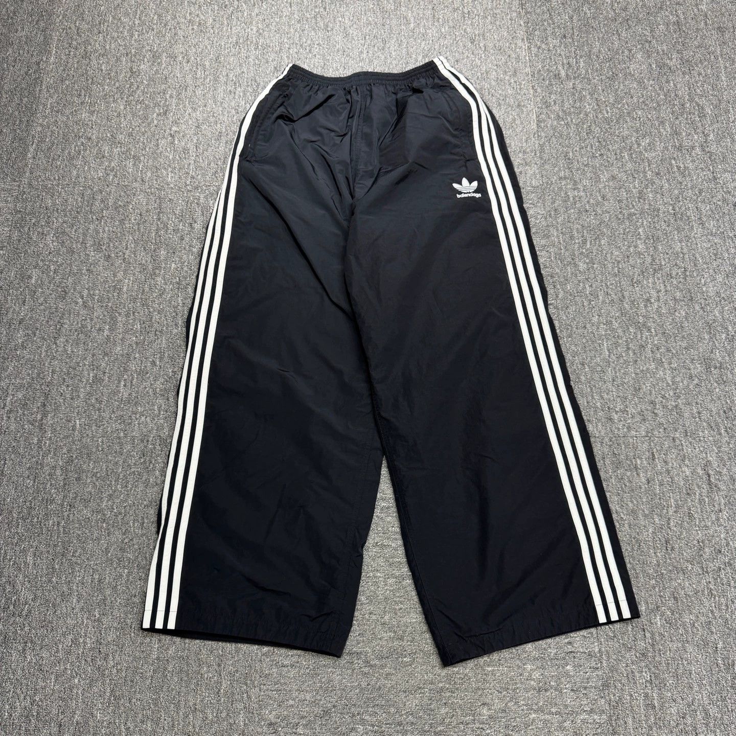 Balenciaga Balenciaga x Adidas Striped Wide Leg Pants Size S Size US 29 - 1 Thumbnail