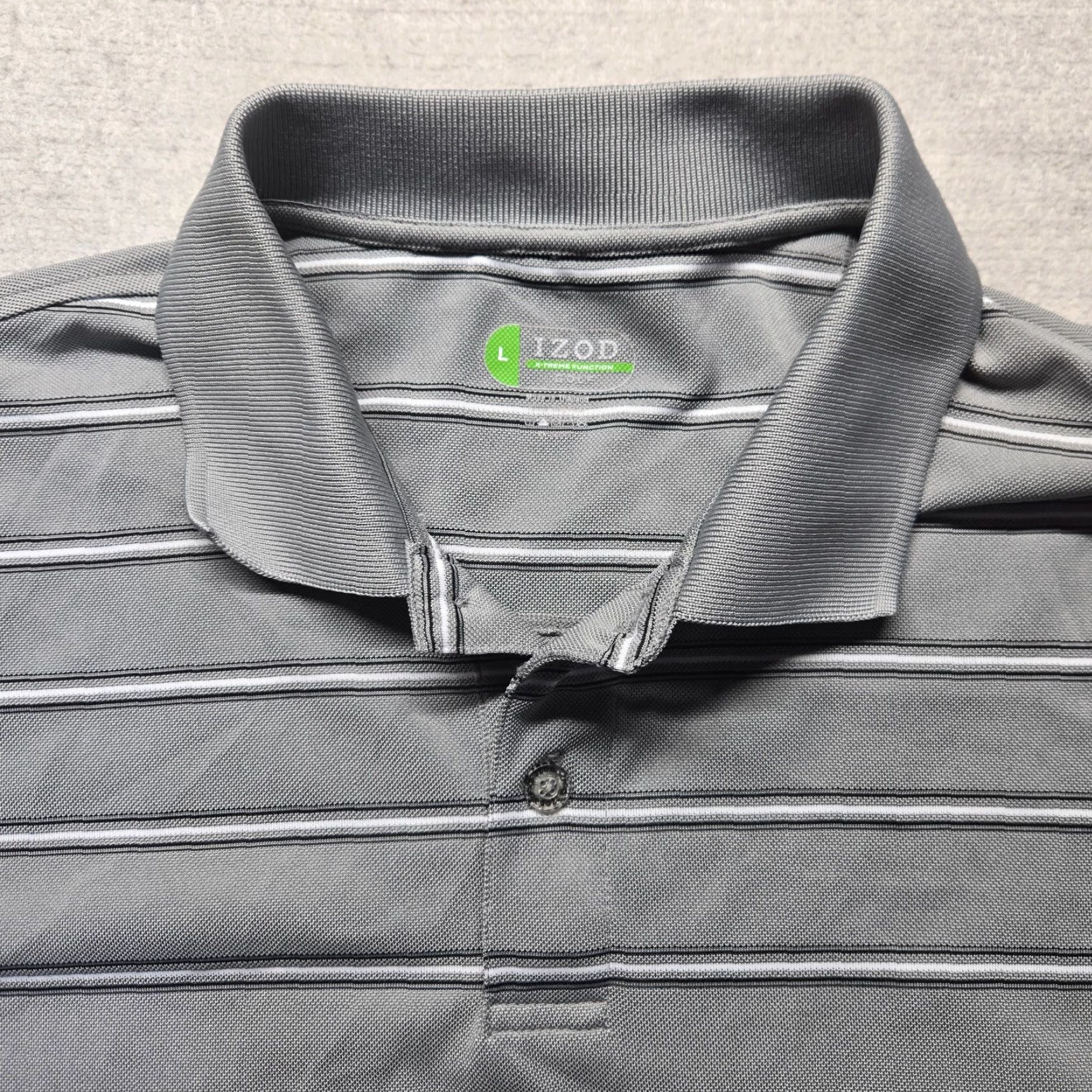 Izod IZOD Gray Performance Polo Shirt Adult Large Short Sleeve Regular Fit Golf Activewear Mens Size US L / EU 52-54 / 3 - 2 Thumbnail