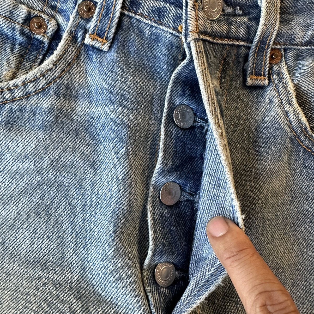 Levi's Vtg 90s Levis 501 Made in Usa Denim 29x35 D569 Size US 29 - 16 Thumbnail